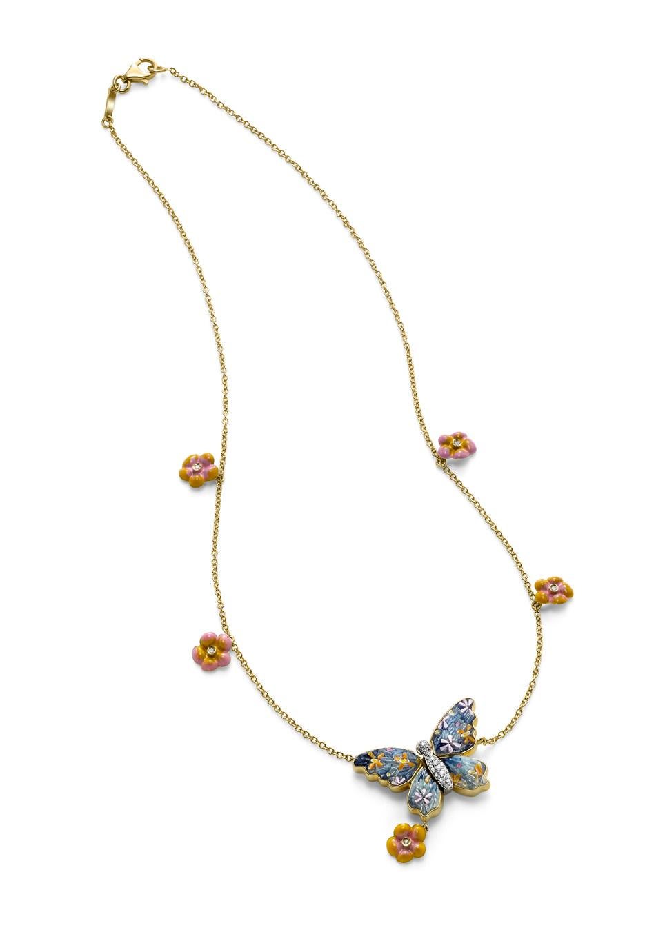 Halskette aus Gelbgold mit weißen Diamanten und Emaille, von Hand verziert mit Mikromosaik (Romantik) im Angebot