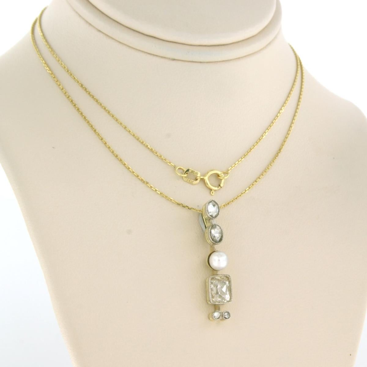 Collier et pendentif avec perle, diamants de taille ancienne et diamants taillés en rose 1,20ct 14 or Excellent état - En vente à The Hague, ZH