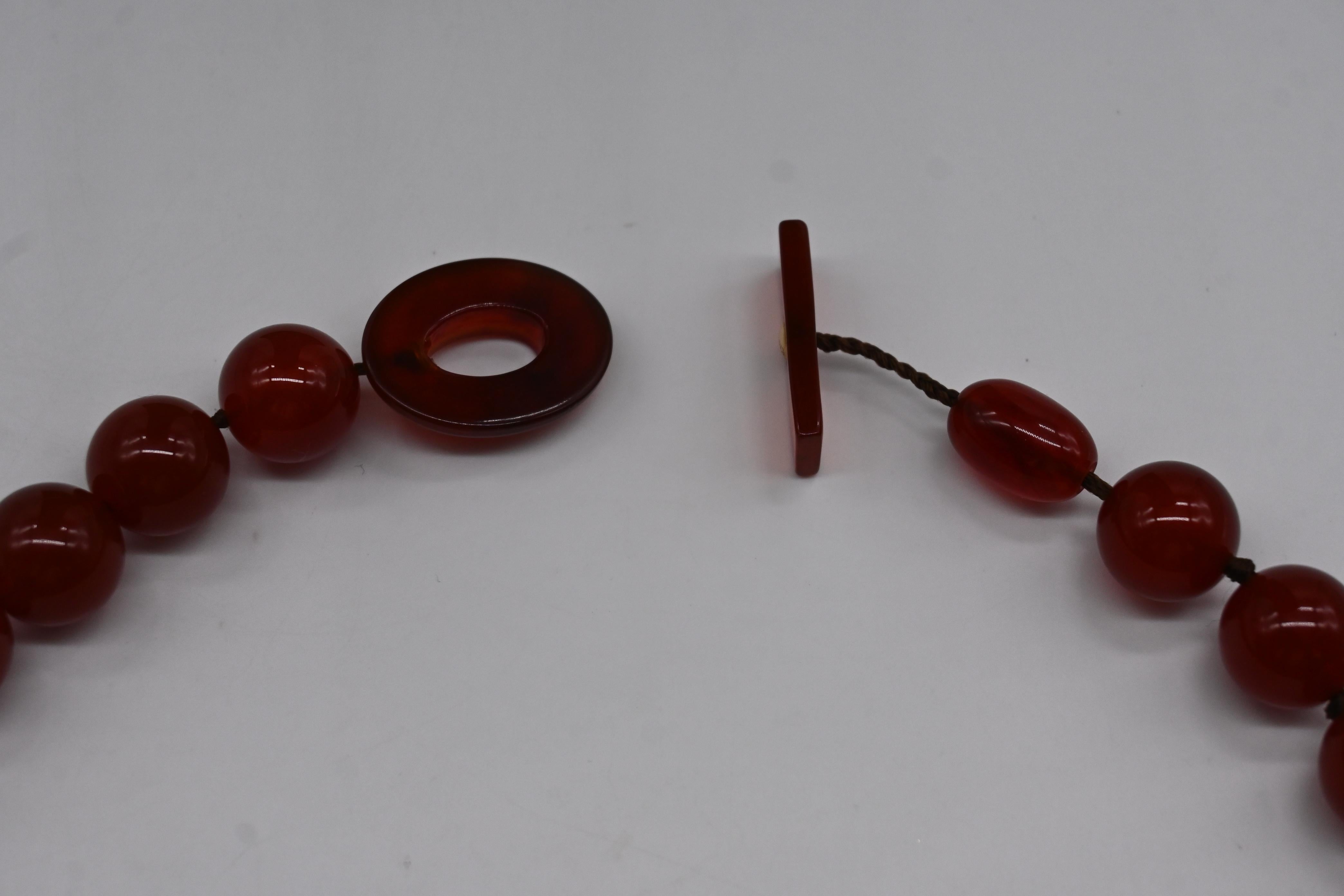Donna Collane Agathe Rosso Assonite e Bakelite in vendita