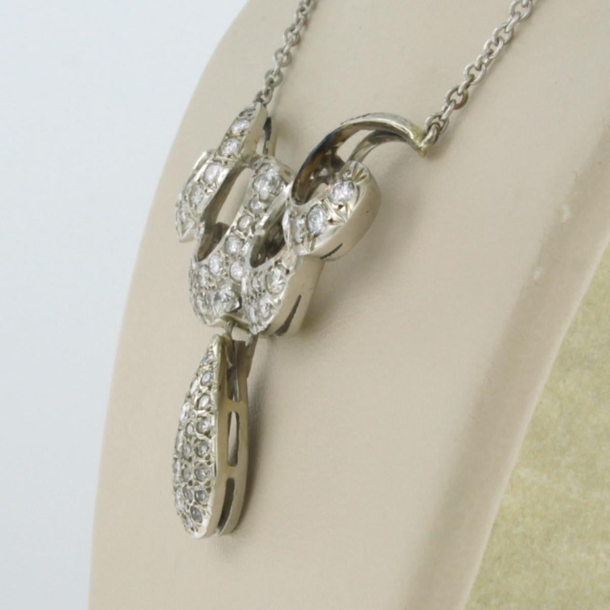 Neclace with diamonds 18k white gold and platinum For Sale 1