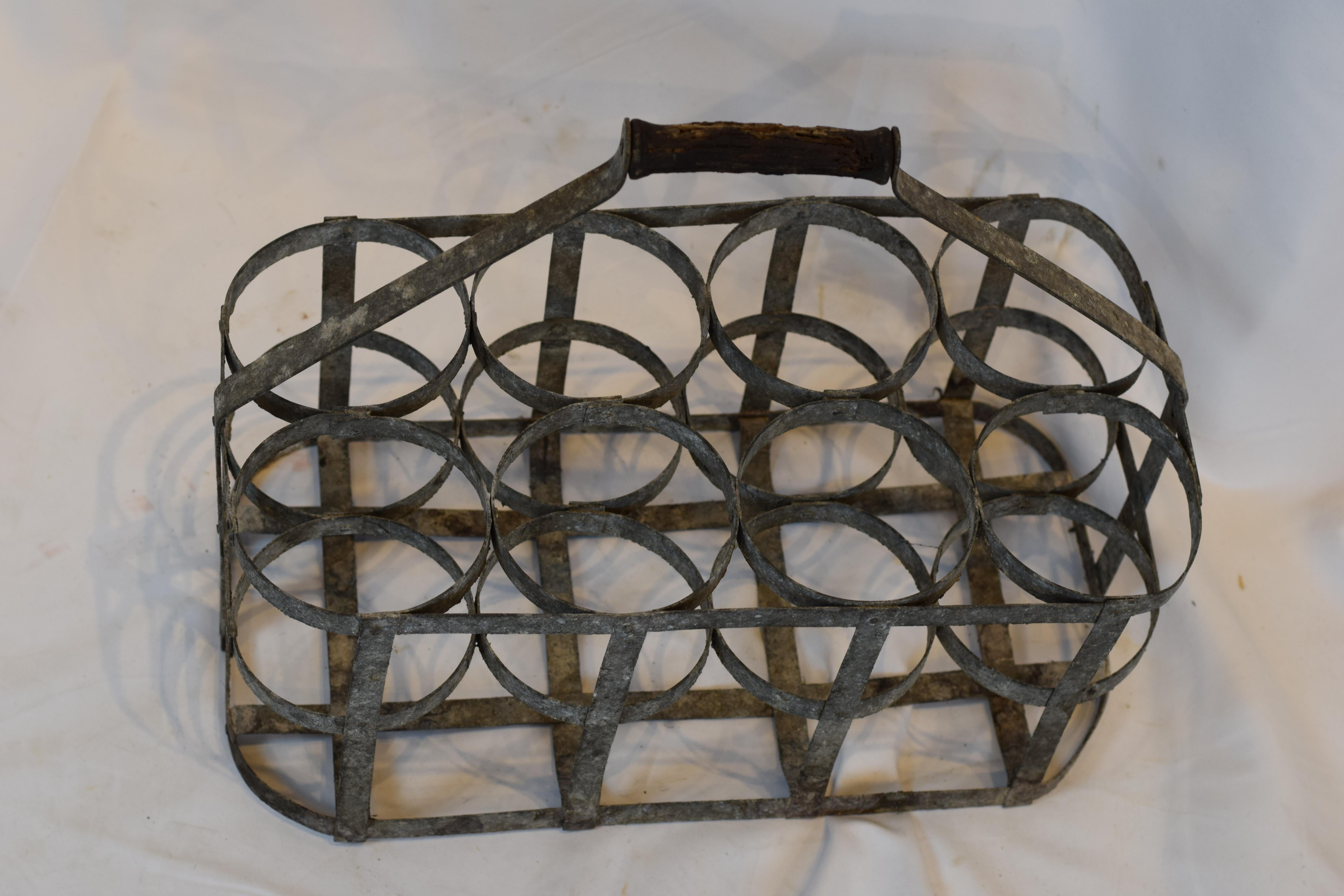 Early 20th Century Vintage French Eight Bottle Wine Carrier Basket In Good Condition In Houston, TX