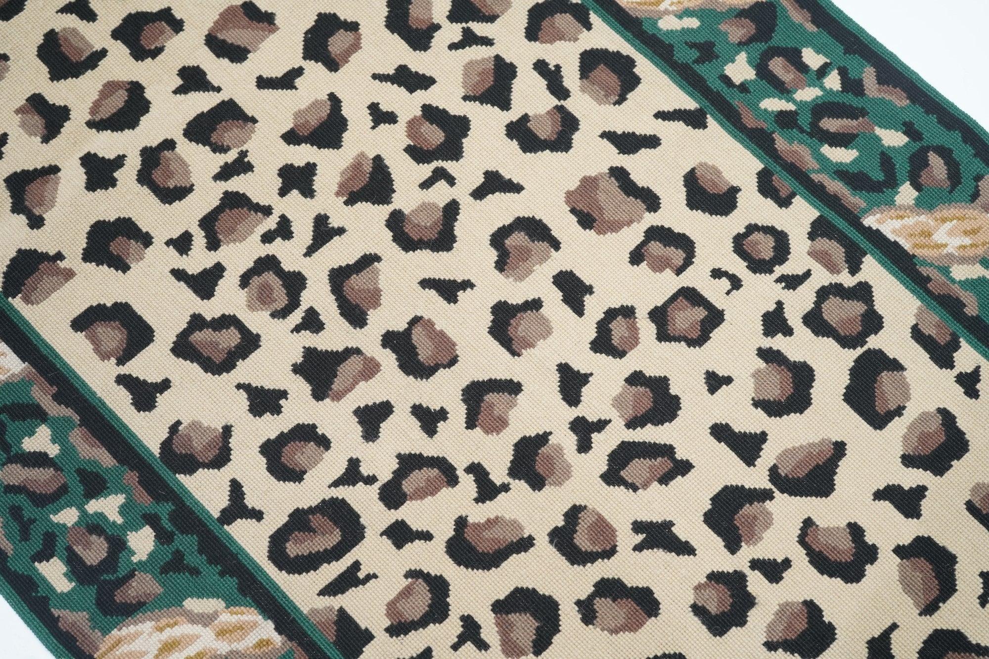 Needle Point Runner 2'5'' x 10'0