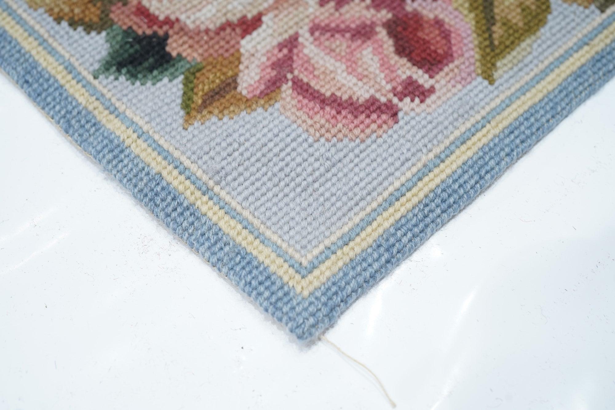 Lana Runner Needle Point 2'5'' x 10'0'' in vendita
