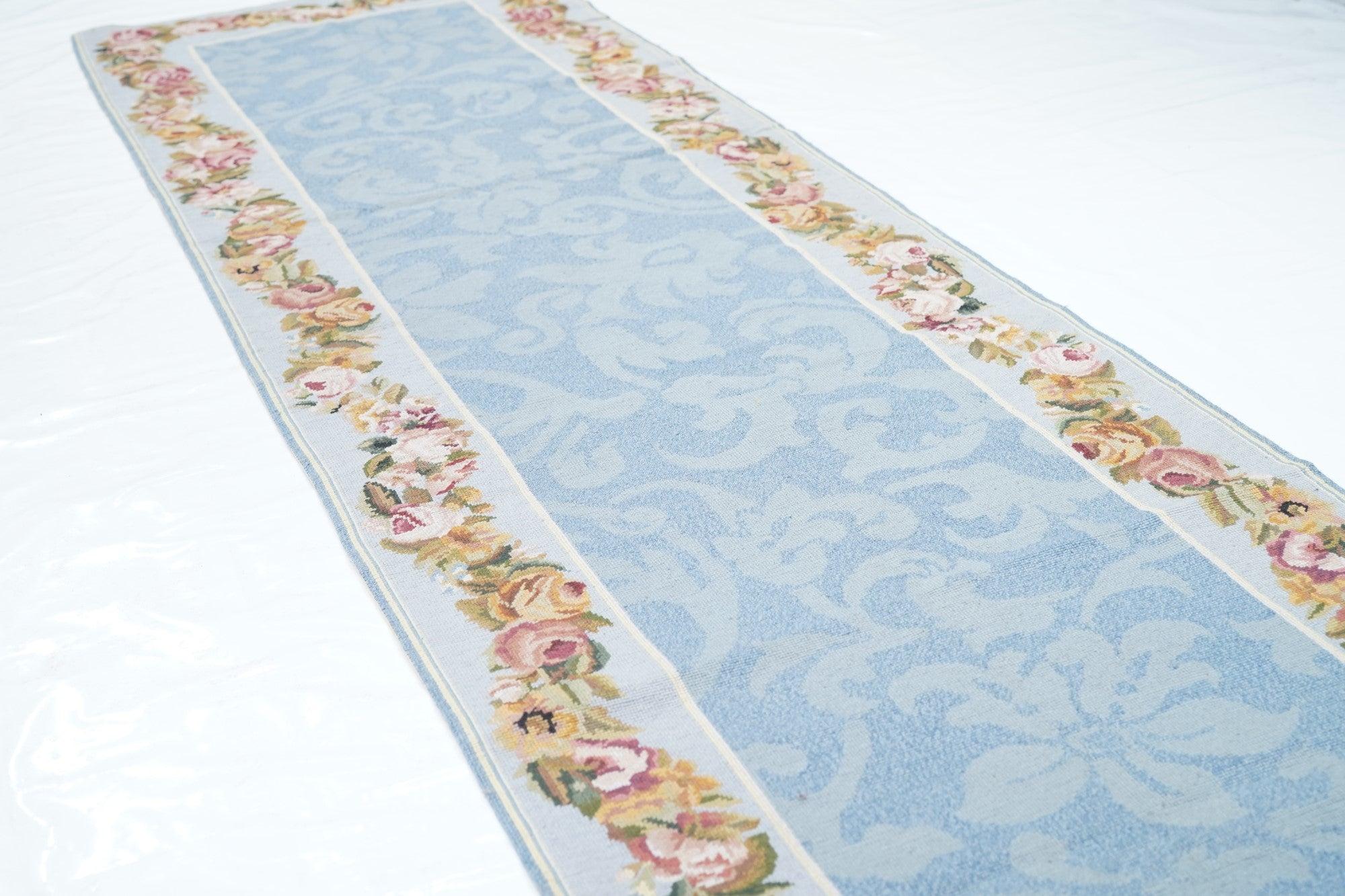Lana Runner Needle Point 2'5'' x 10'0'' in vendita