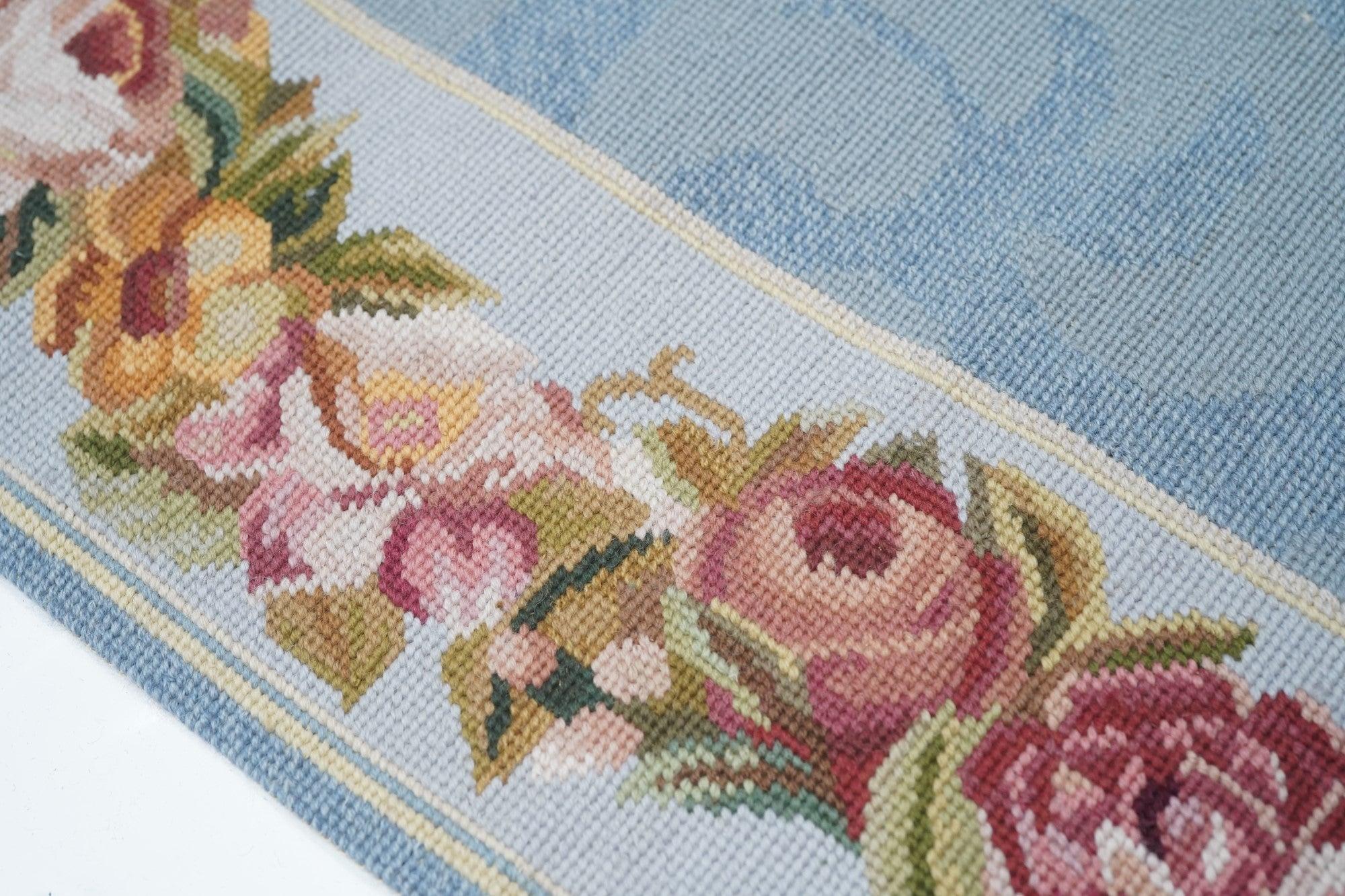 Runner Needle Point 2'5'' x 10'0'' in vendita 1