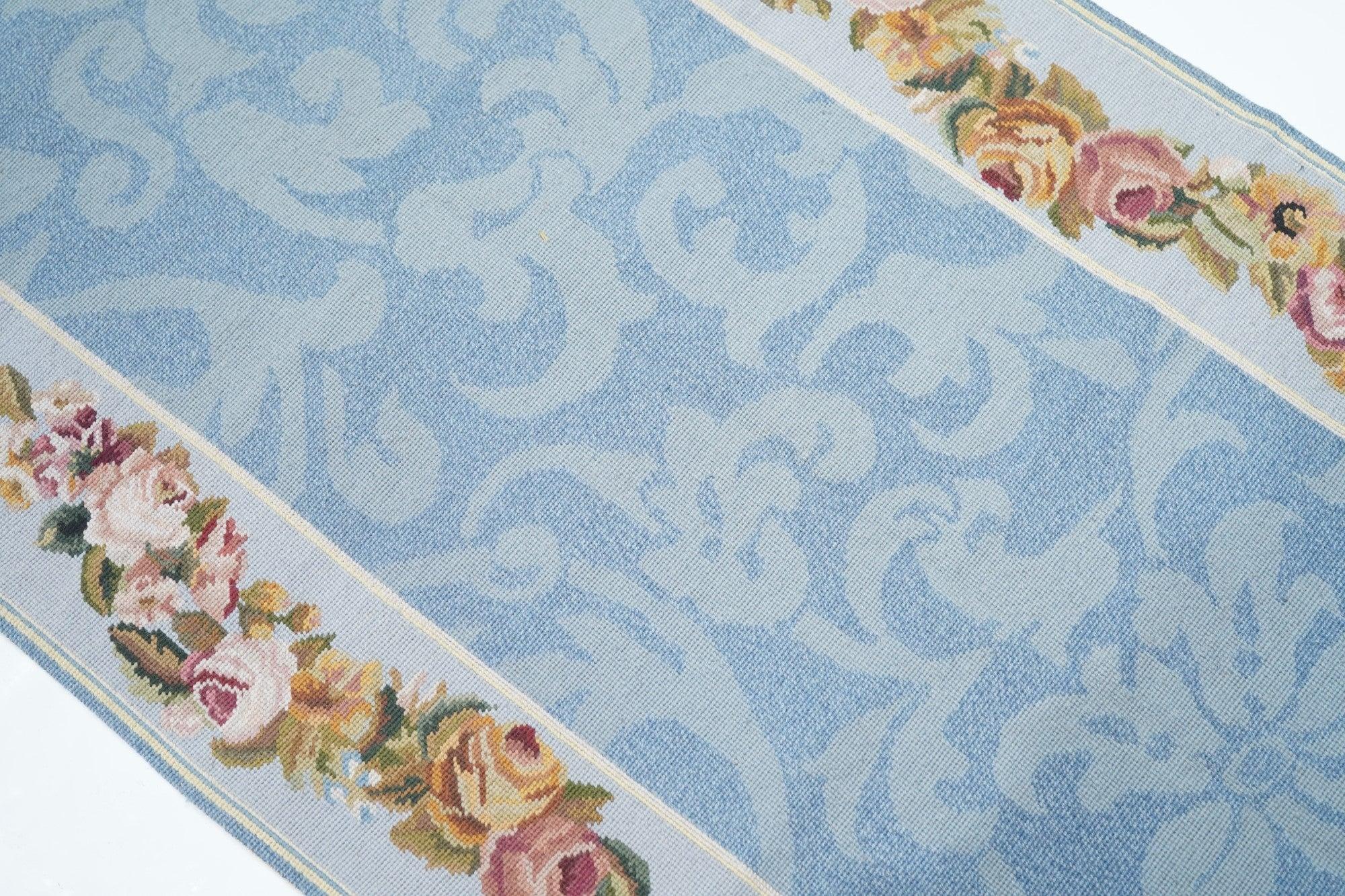 Runner Needle Point 2'5'' x 10'0'' in vendita 1