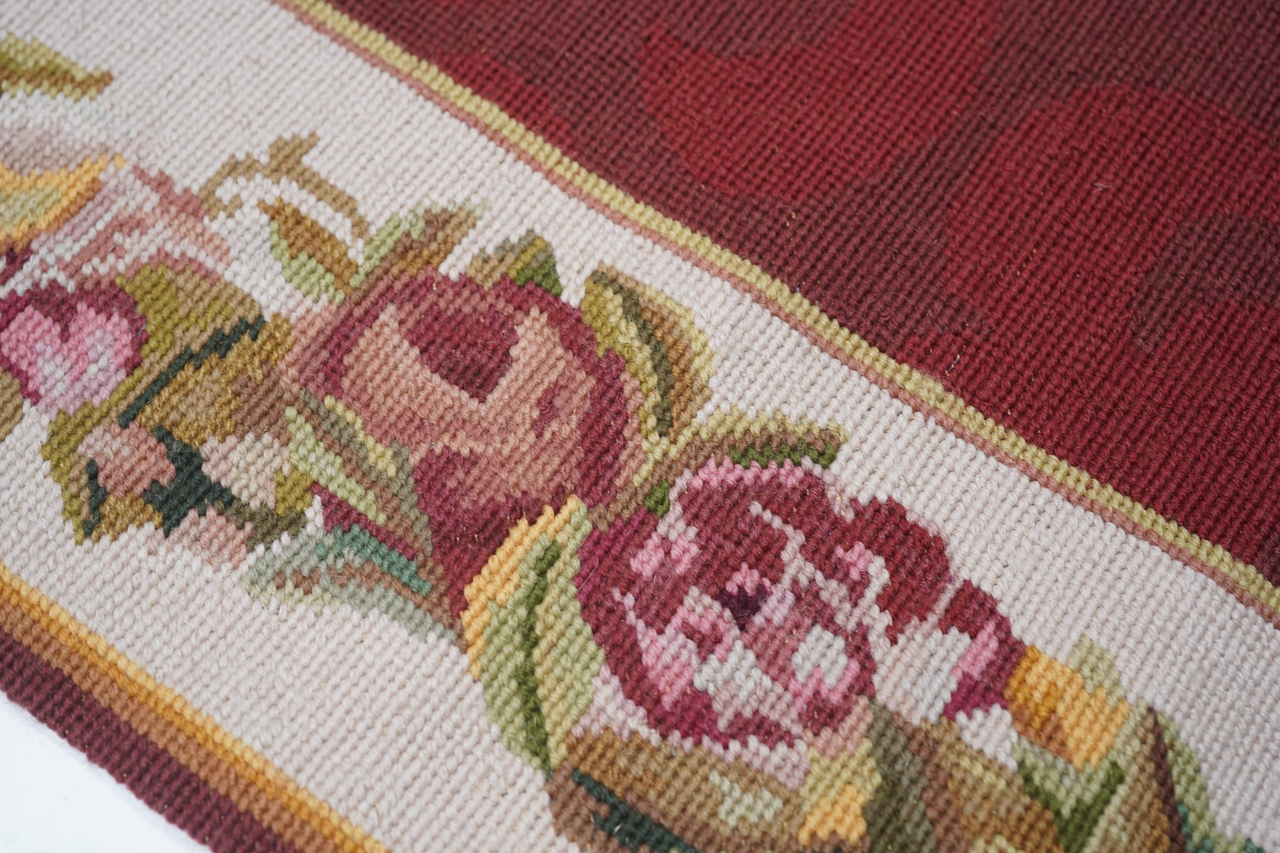 Runner Needle Point 2'6'' x 8'11'' In condizioni Nuovo in vendita a New York, NY