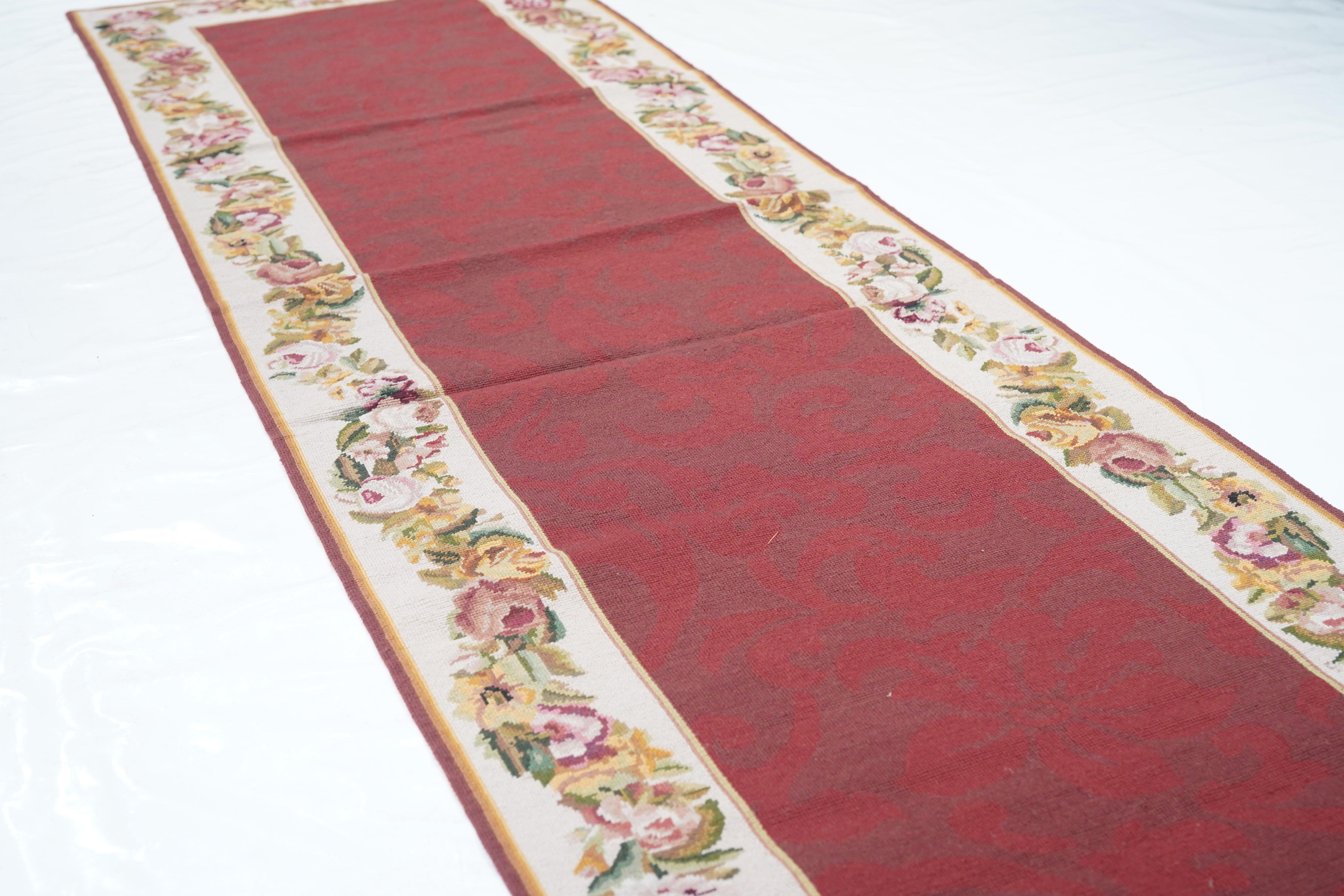 XXI secolo e contemporaneo Runner Needle Point 2'6'' x 8'11'' in vendita