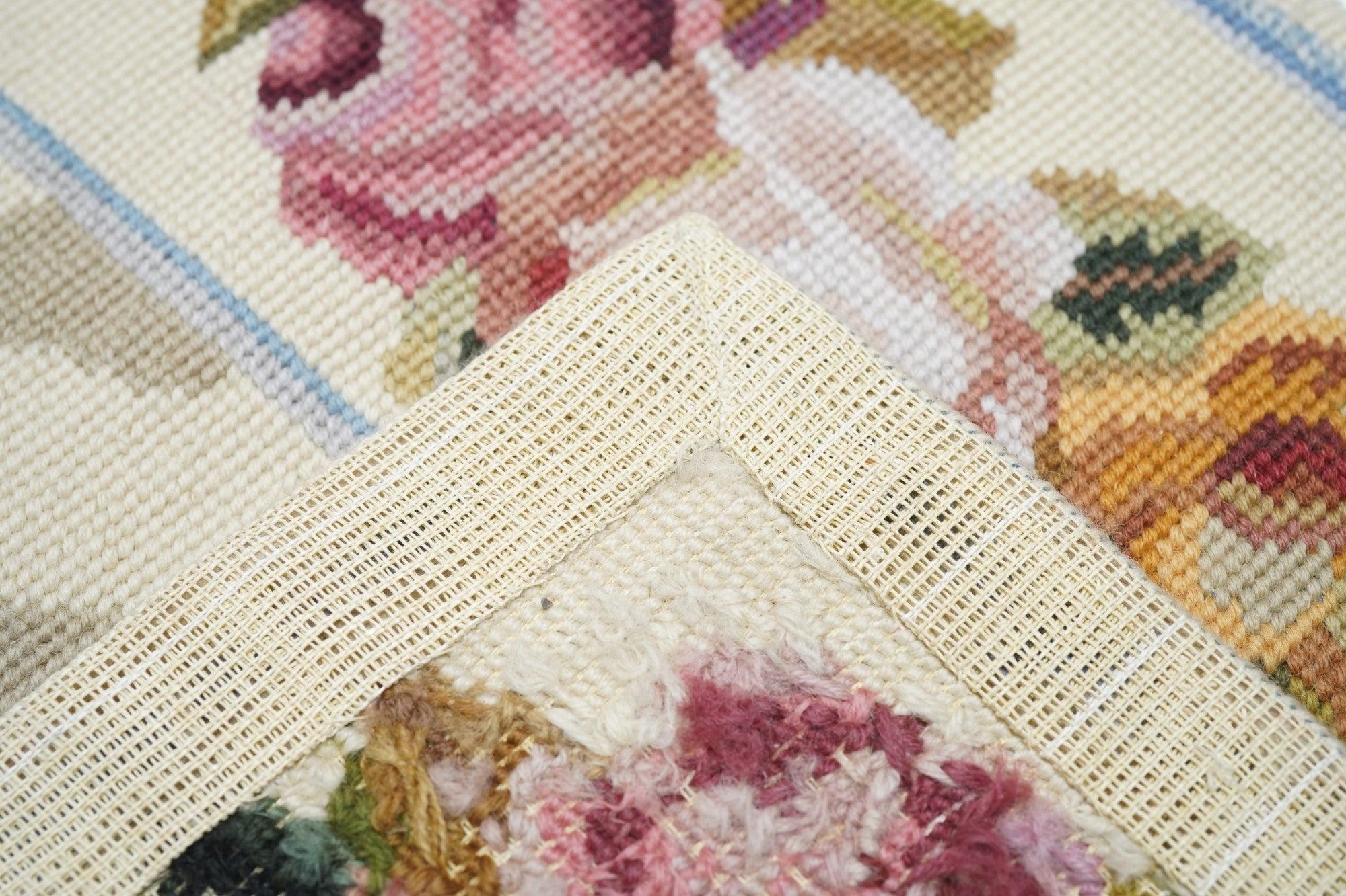 Runner Needle Point 2'6'' x 9'10'' in vendita 3
