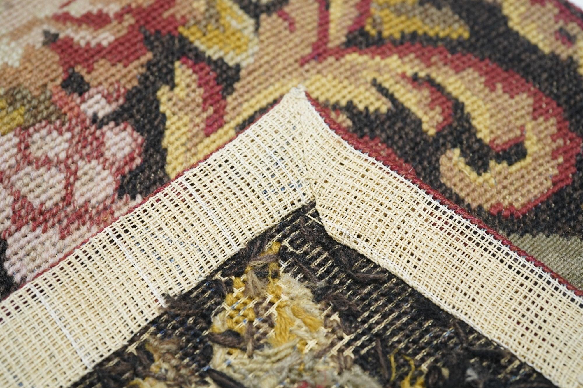 Runner Needle Point 2'8'' x 7'8'' in vendita 2