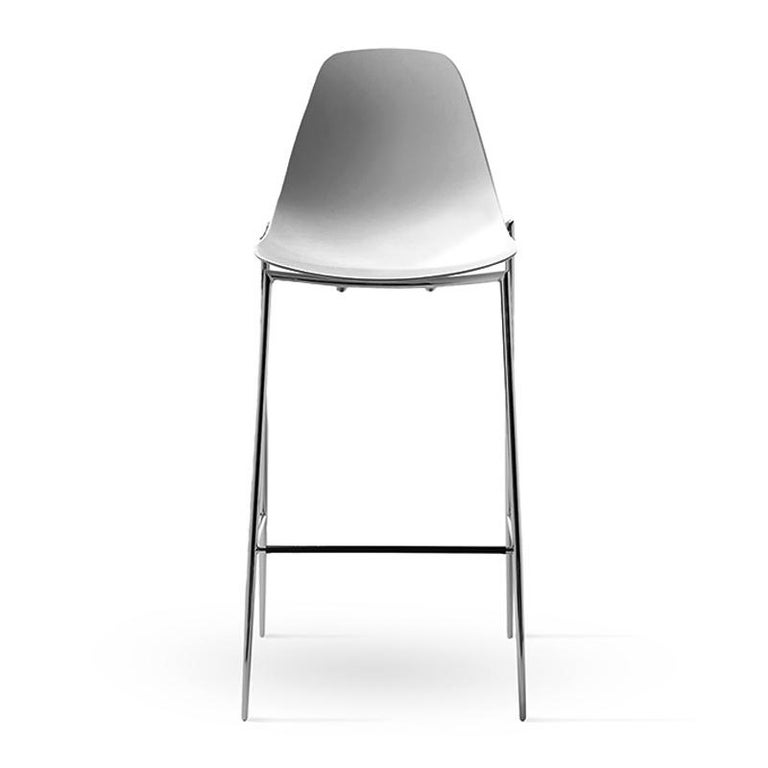Needle Polished Chrome Bar Stool For Sale at 1stDibs