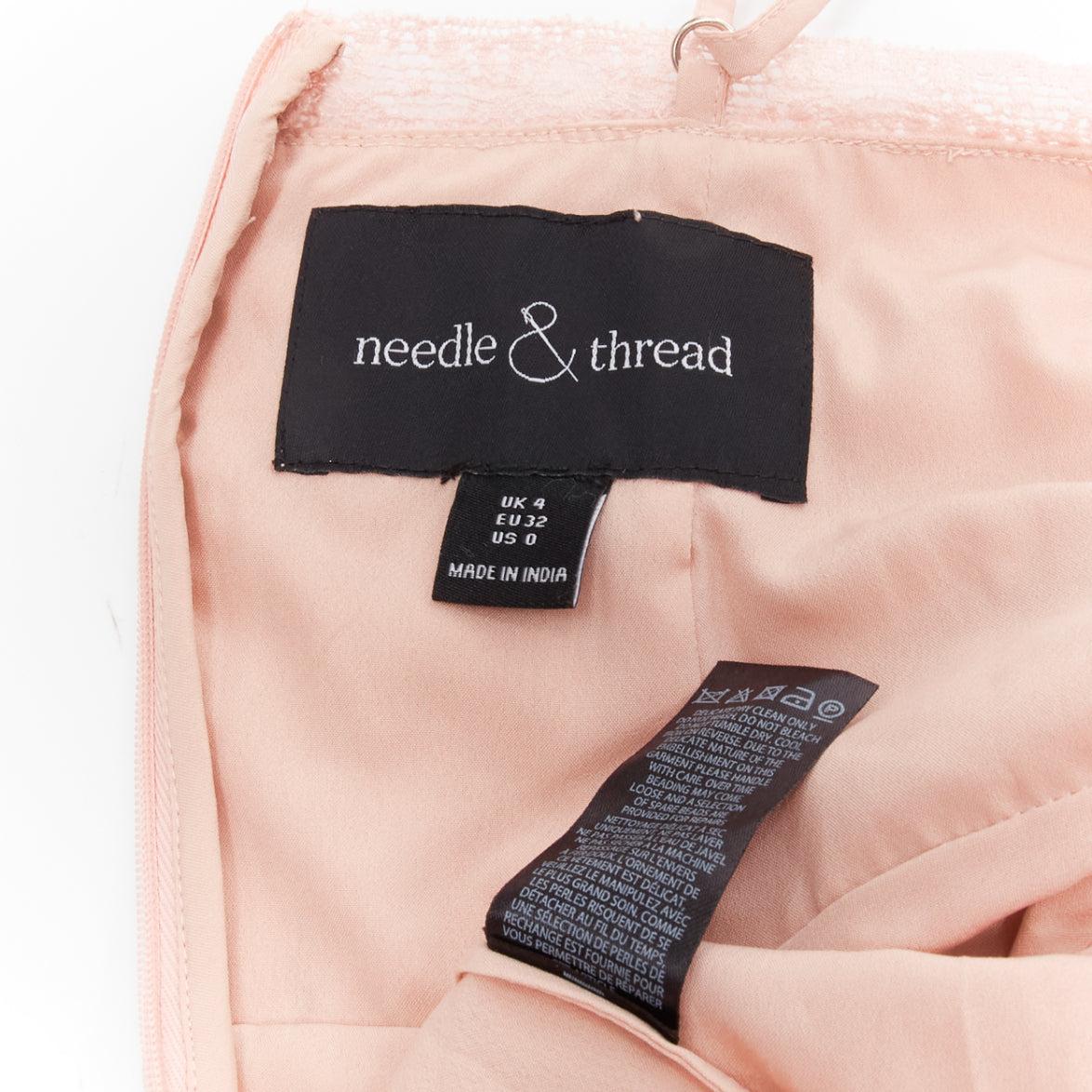 Mini robe NEEDLE & THREAD en mousseline ornée de broderies perlées GB4 XXS en vente 3