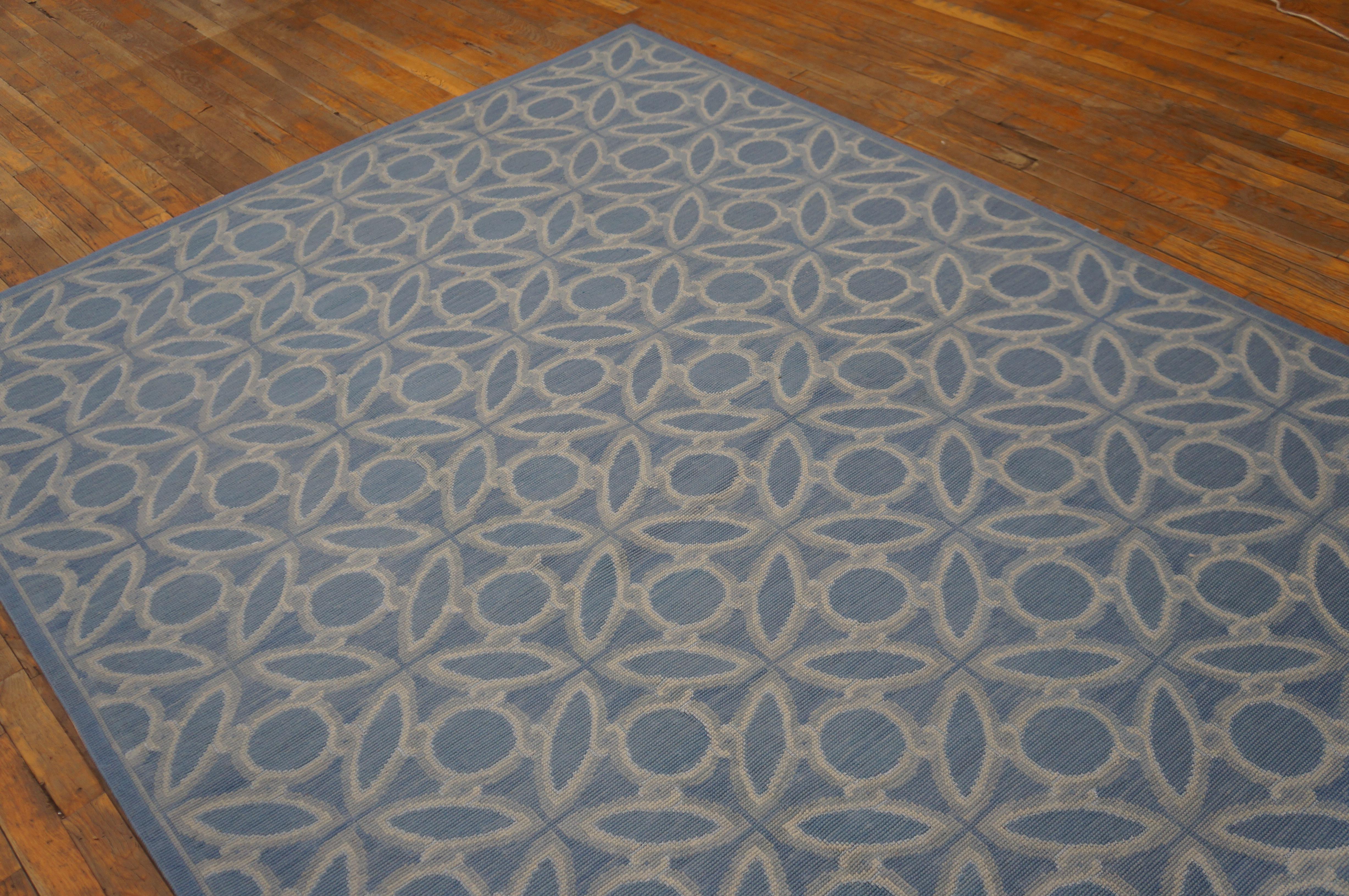 Contemporary Handwoven Needlepoint Flat Weave Carpet  With Silk Highlights (6' x 9' 183 x 274 cm)