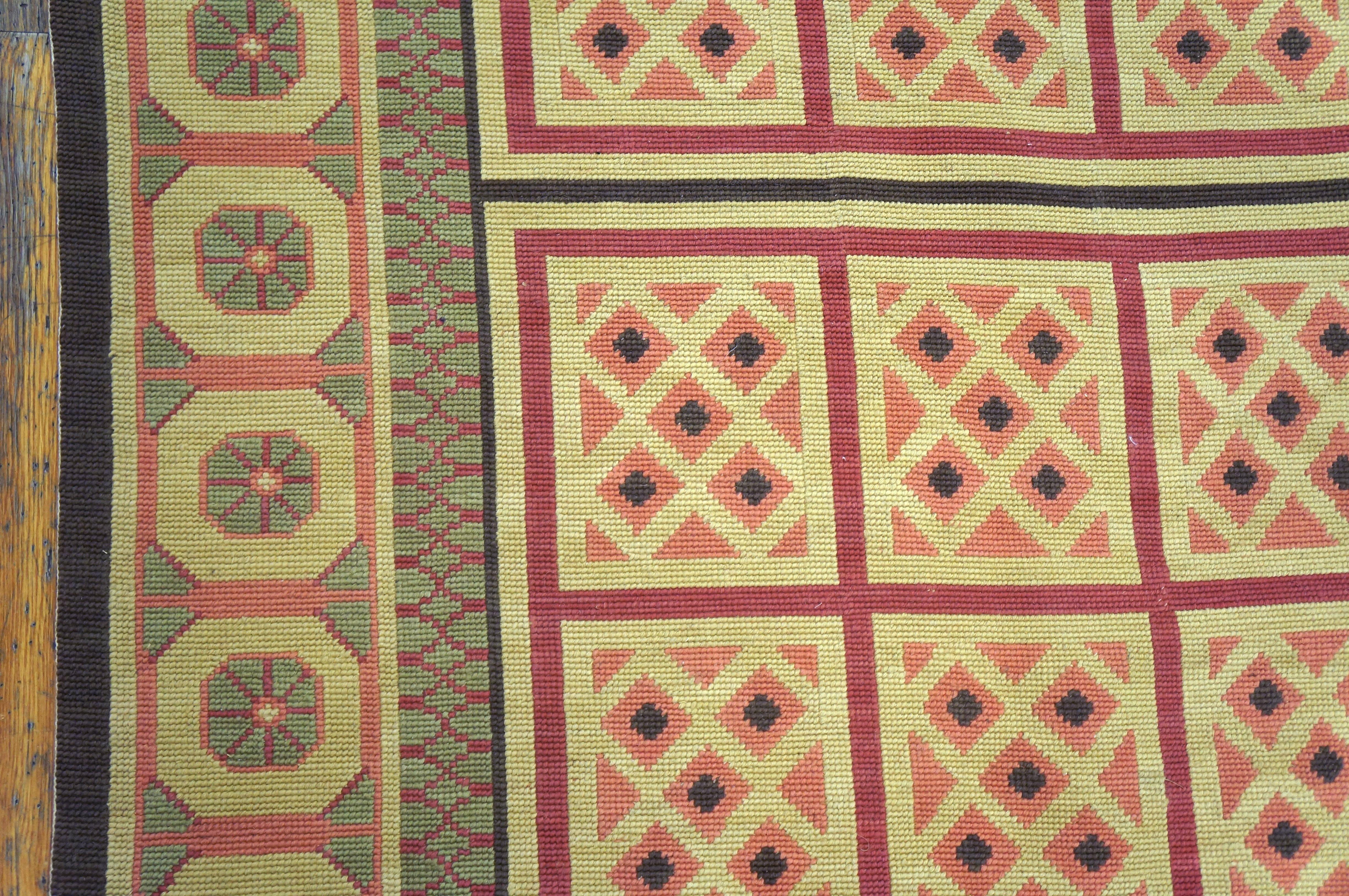Contemporary Art Deco Style Woolen Needlepoint Carpet ( 6' x 9' - 185 x 275 ) For Sale 3