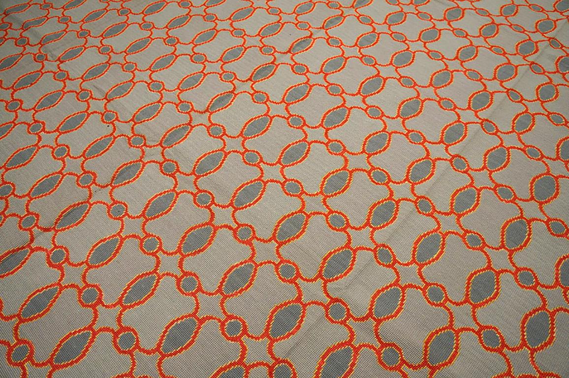 Wool Contemporary Handwoven Needlepoint Flat Weave Carpet 6' x 9' For Sale