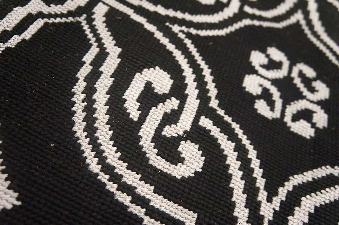 Handwoven Needlepoint Flat Weave Carpet 6' 0