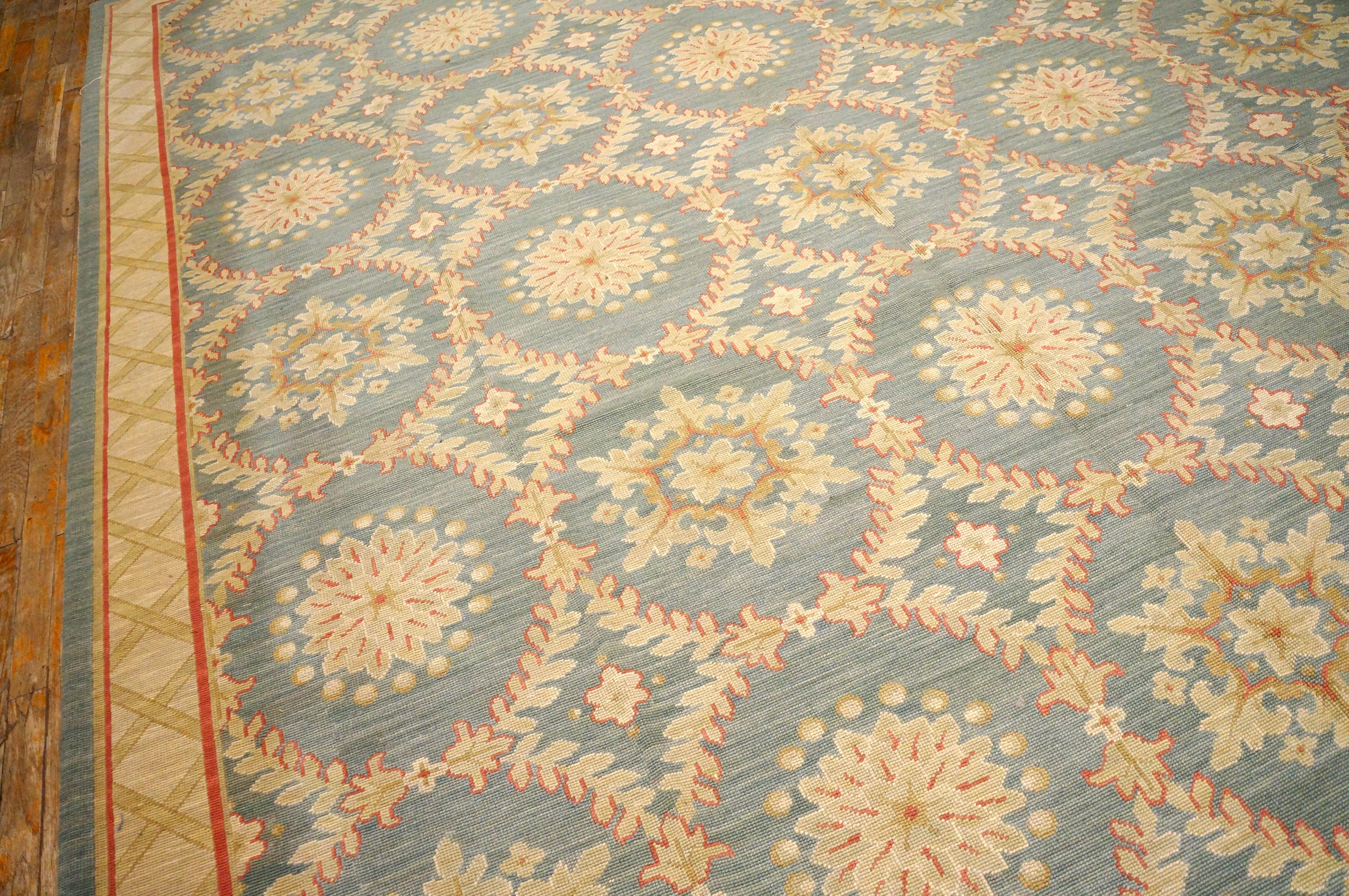 Zeitgenössische Nadelspitze  Teppich ( 9' x 12' – 275 x 365 cm) im Angebot 3