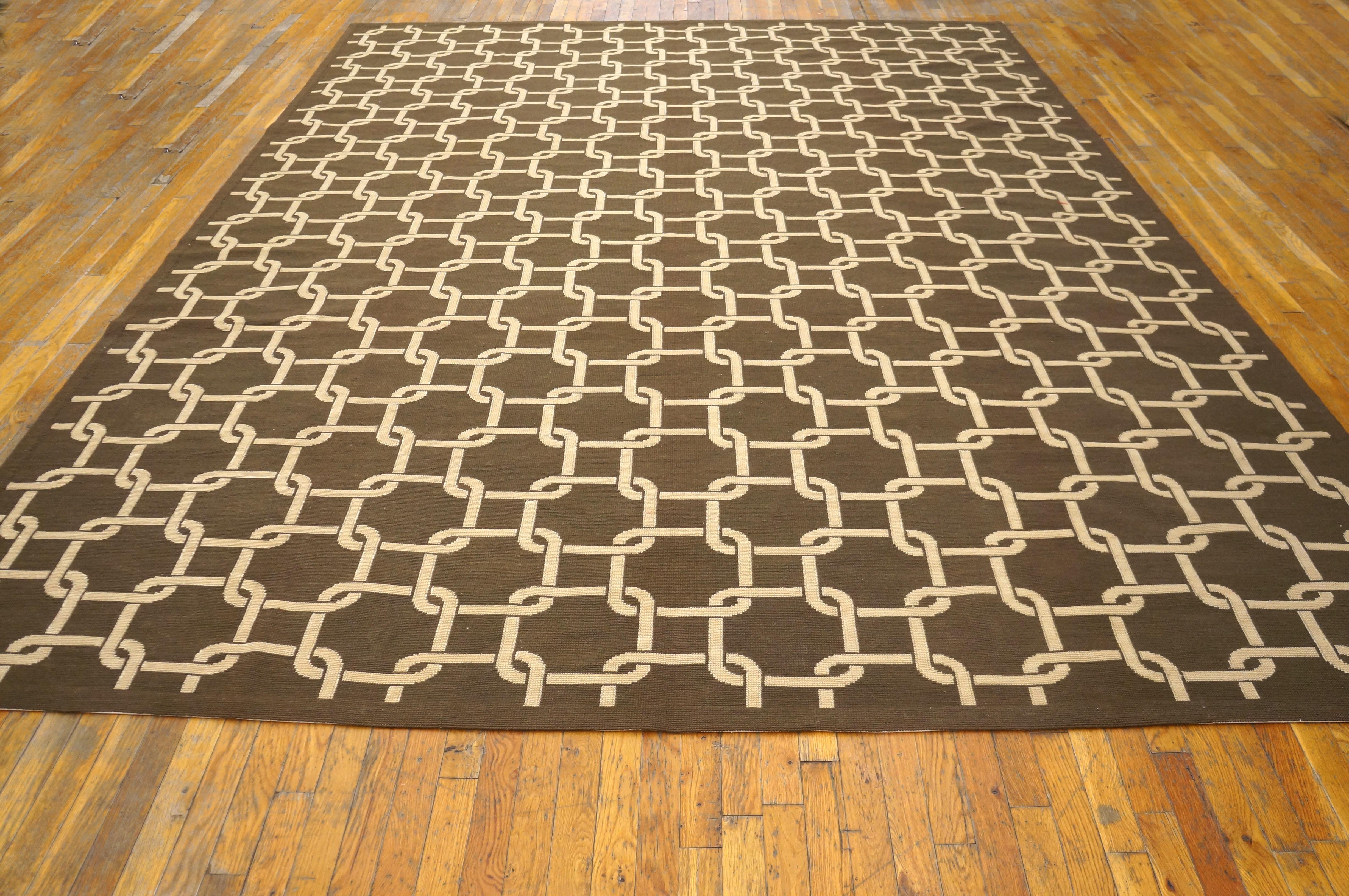 Contemporary Handwoven Wool Needlepoint Flat Weave Carpet With Silk Highlights ( 9' x 12' 275 x 365 cm)