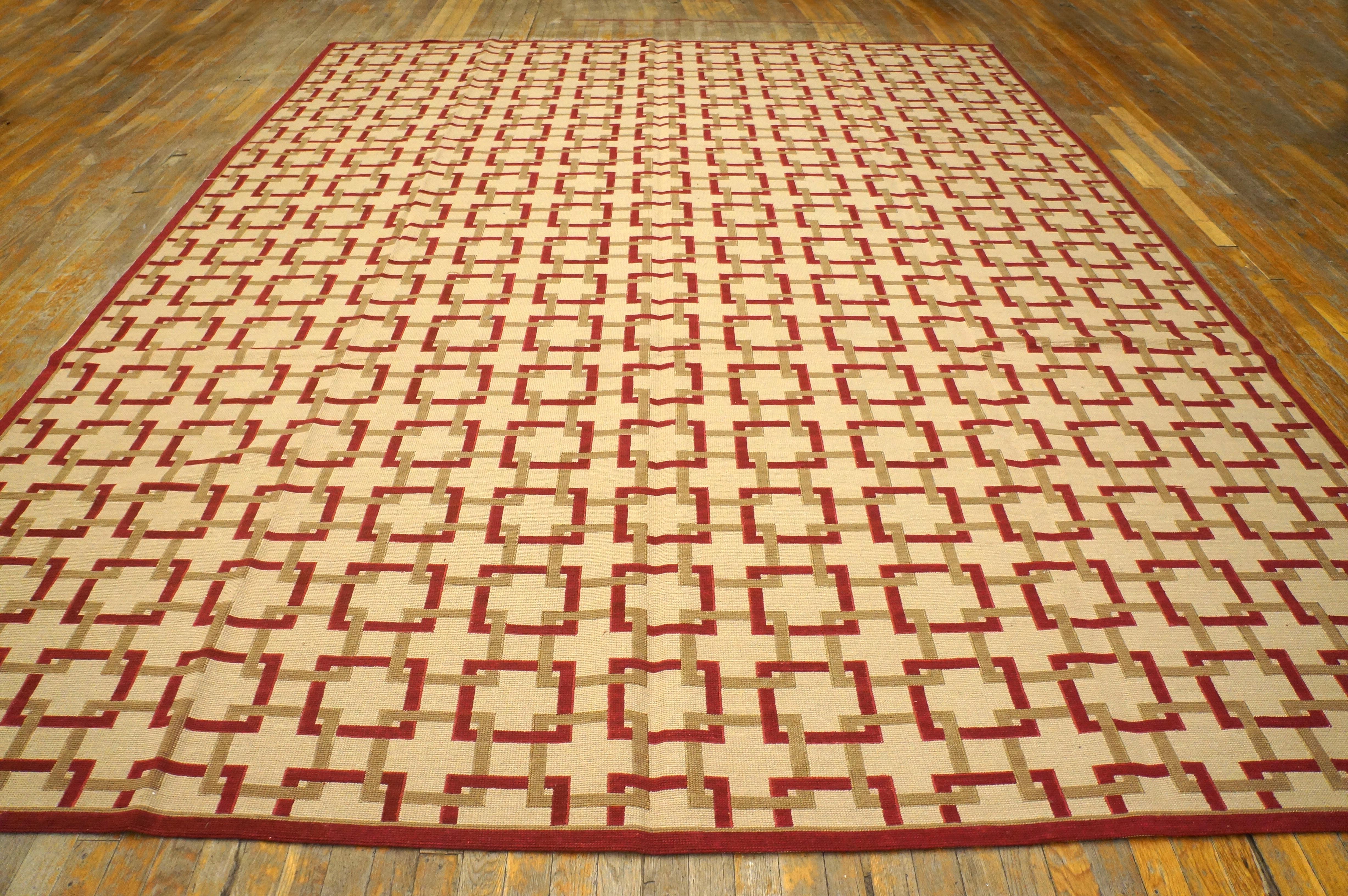 Tappeto contemporaneo tessuto a mano in lana a punto d'ago a trama piana con riflessi in seta ( 9' x 12' 275 x 365 cm)