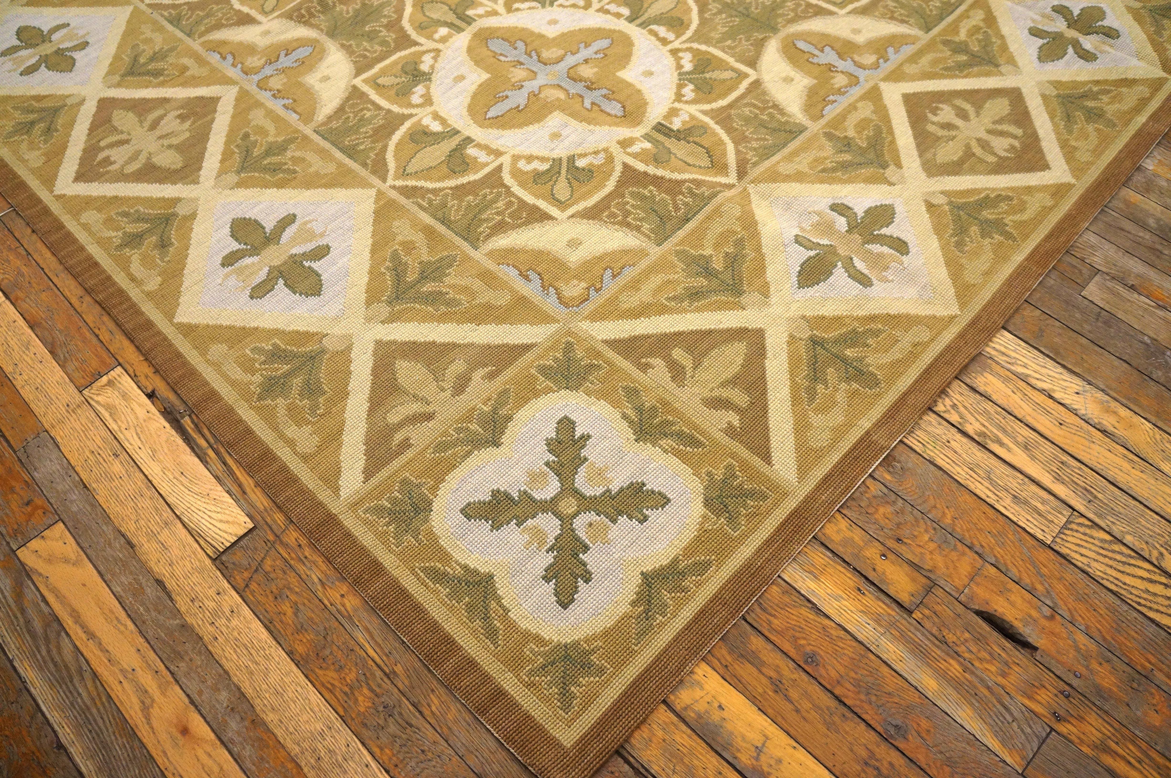 Chinese Contemporaneity Handwoven Wool Needlepoint Flat Weave Carpet With Silk Highlight For Sale