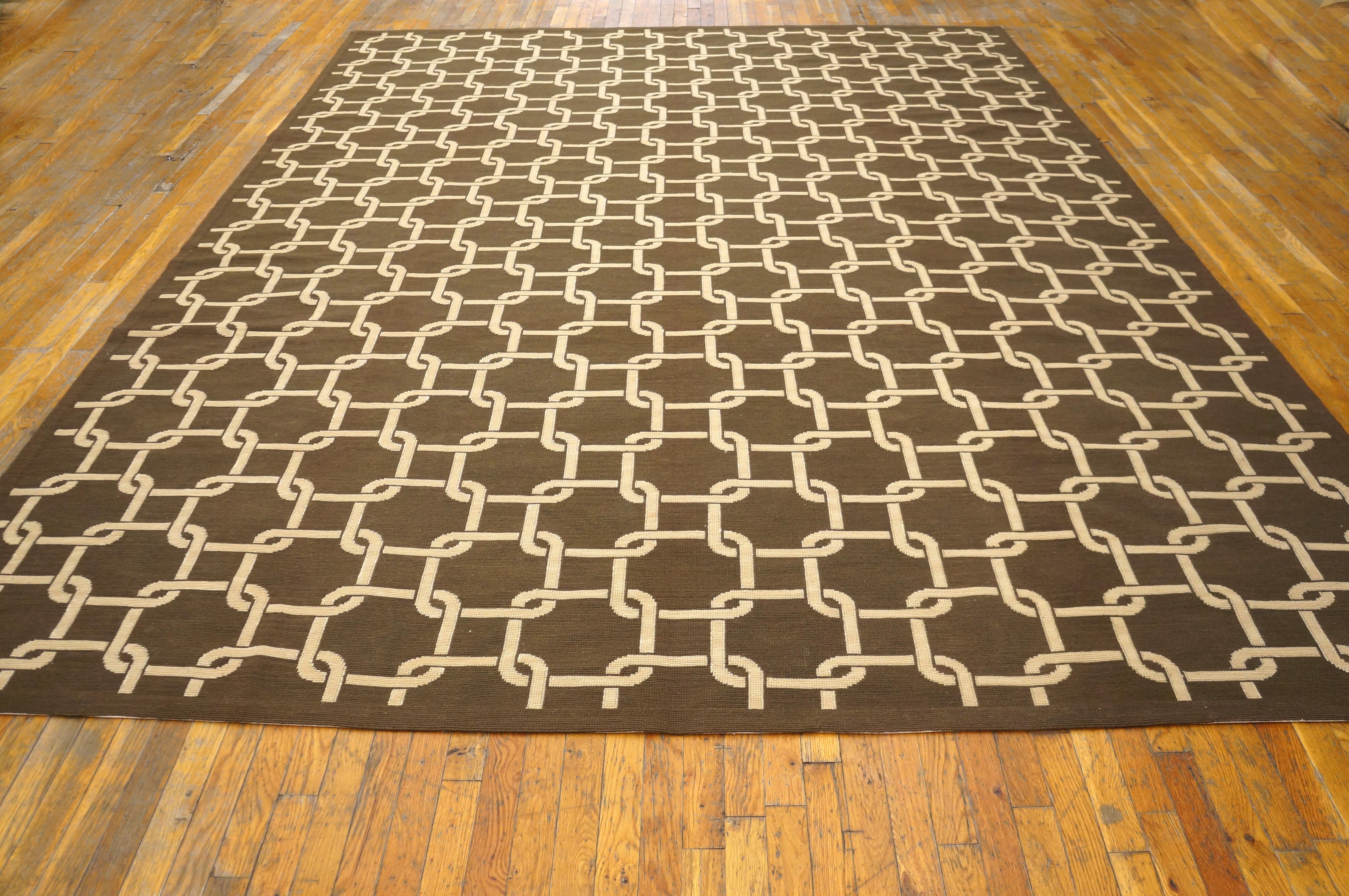Chinese Contemporary Handwoven Wool Needlepoint Flat Weave Carpet With Silk Highlight For Sale