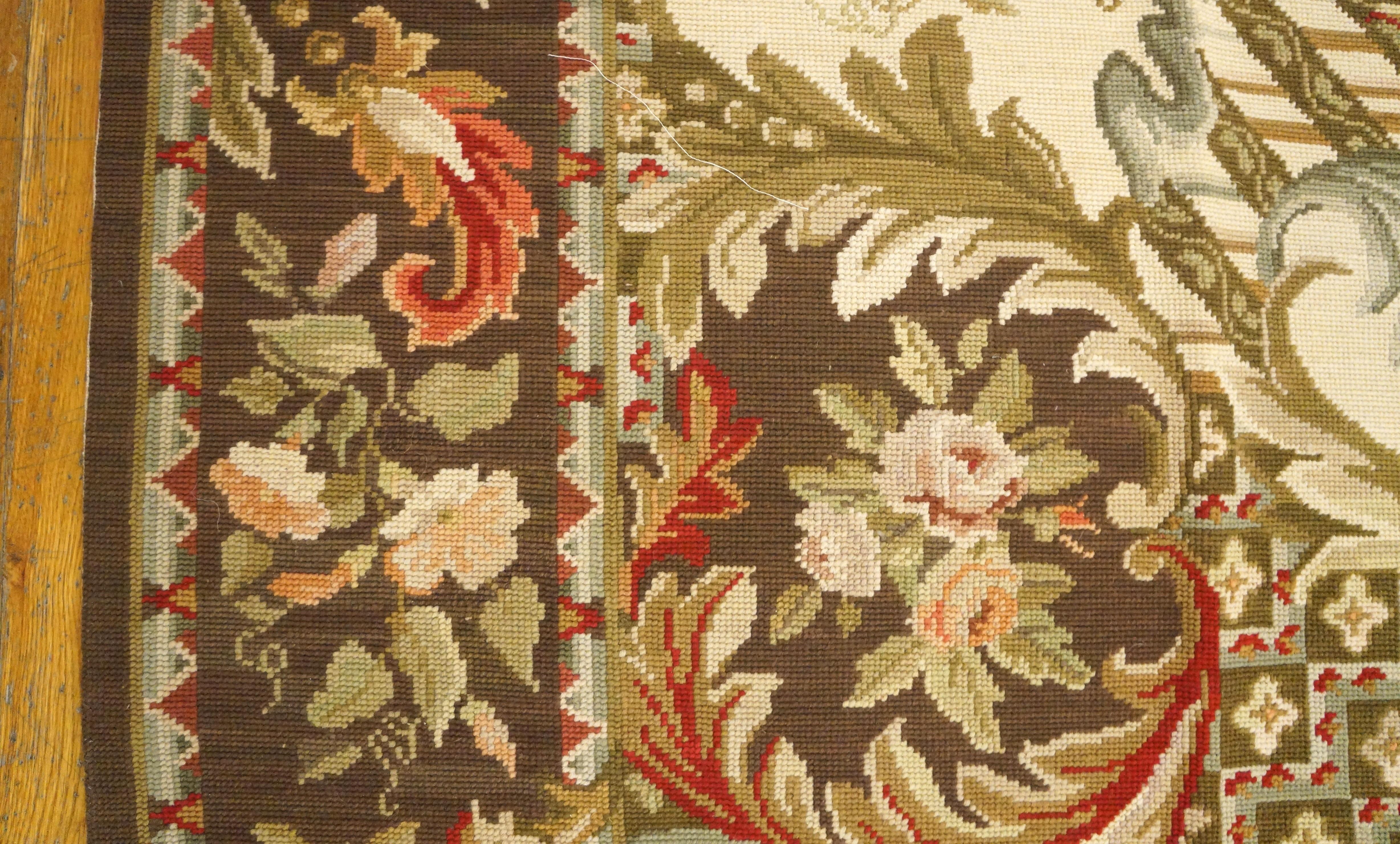 Handgewebter Flachgewebe-Teppich mit Gobelinstickereien 2,05 m x 3,05 m, handgewebt im Angebot 1