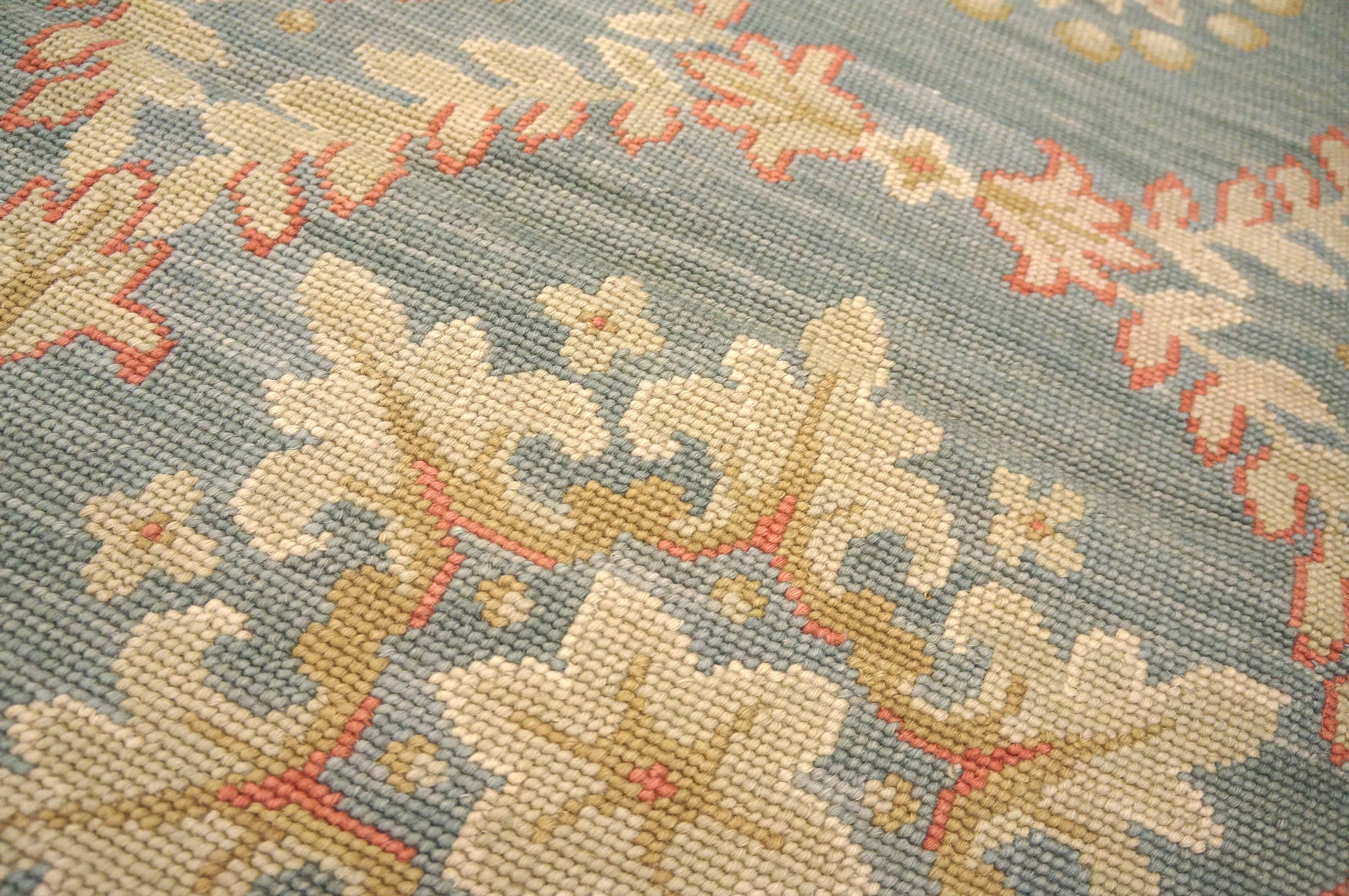 Zeitgenössische Nadelspitze  Teppich ( 9' x 12' – 275 x 365 cm) (Wolle) im Angebot