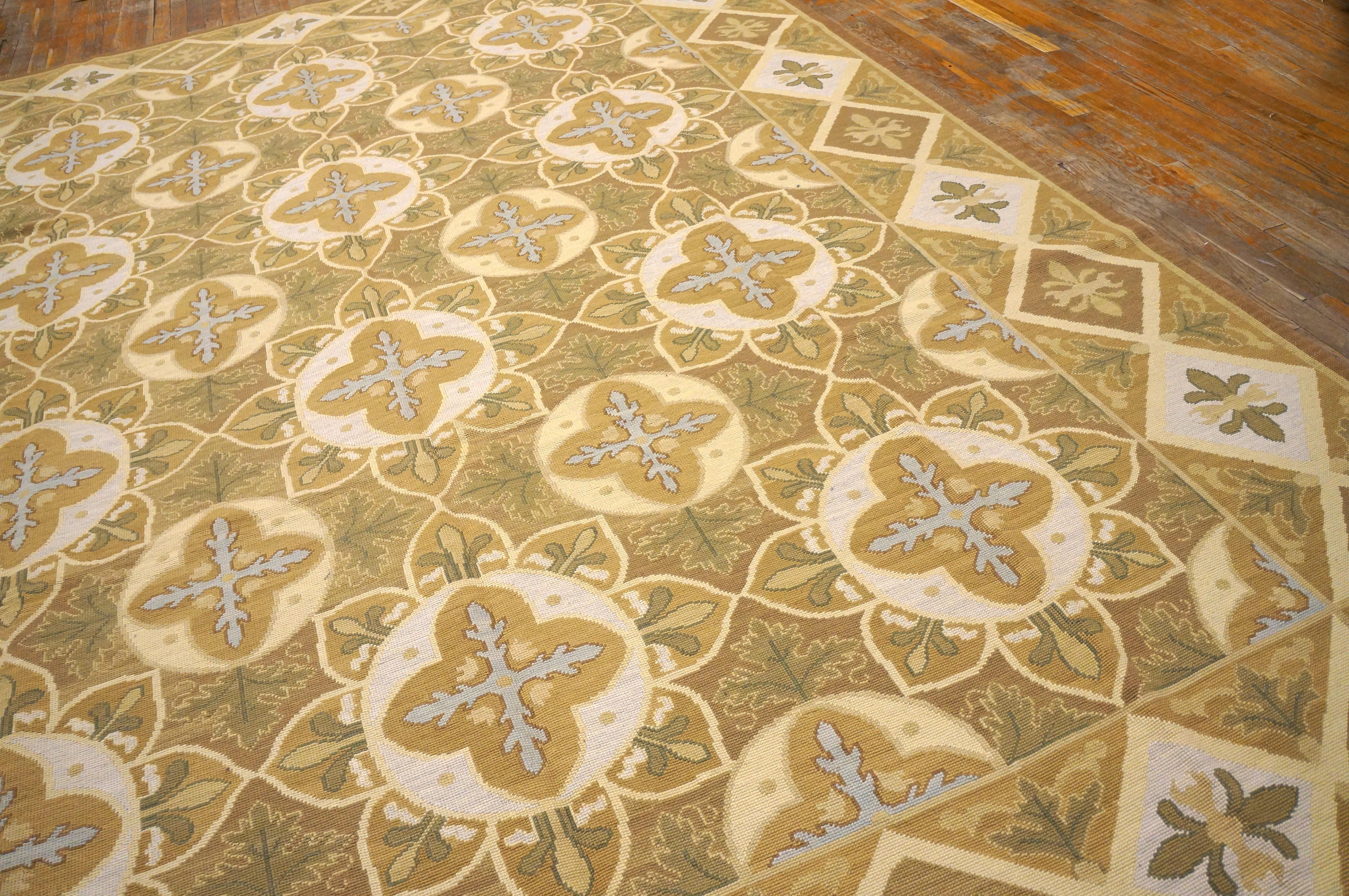 Contemporaneity Handwoven Wool Needlepoint Flat Weave Carpet With Silk Highlight For Sale 3