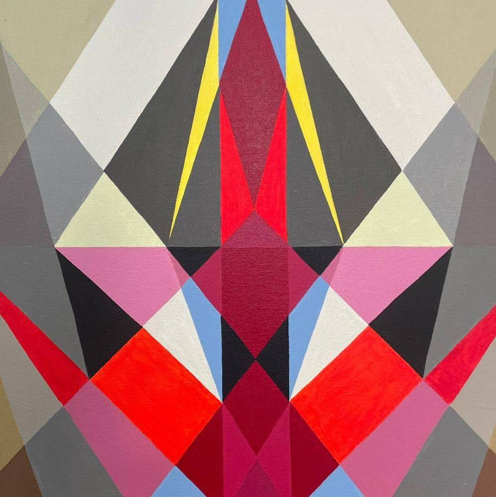Le mouvement de l'optique silhouettée et contournée par des lignes droites et des aplats de couleurs dans leur pureté informe, incarne pour moi la grâce divine et l'énergie lumineuse que l'âme d'un chercheur acquiert dans ce processus de