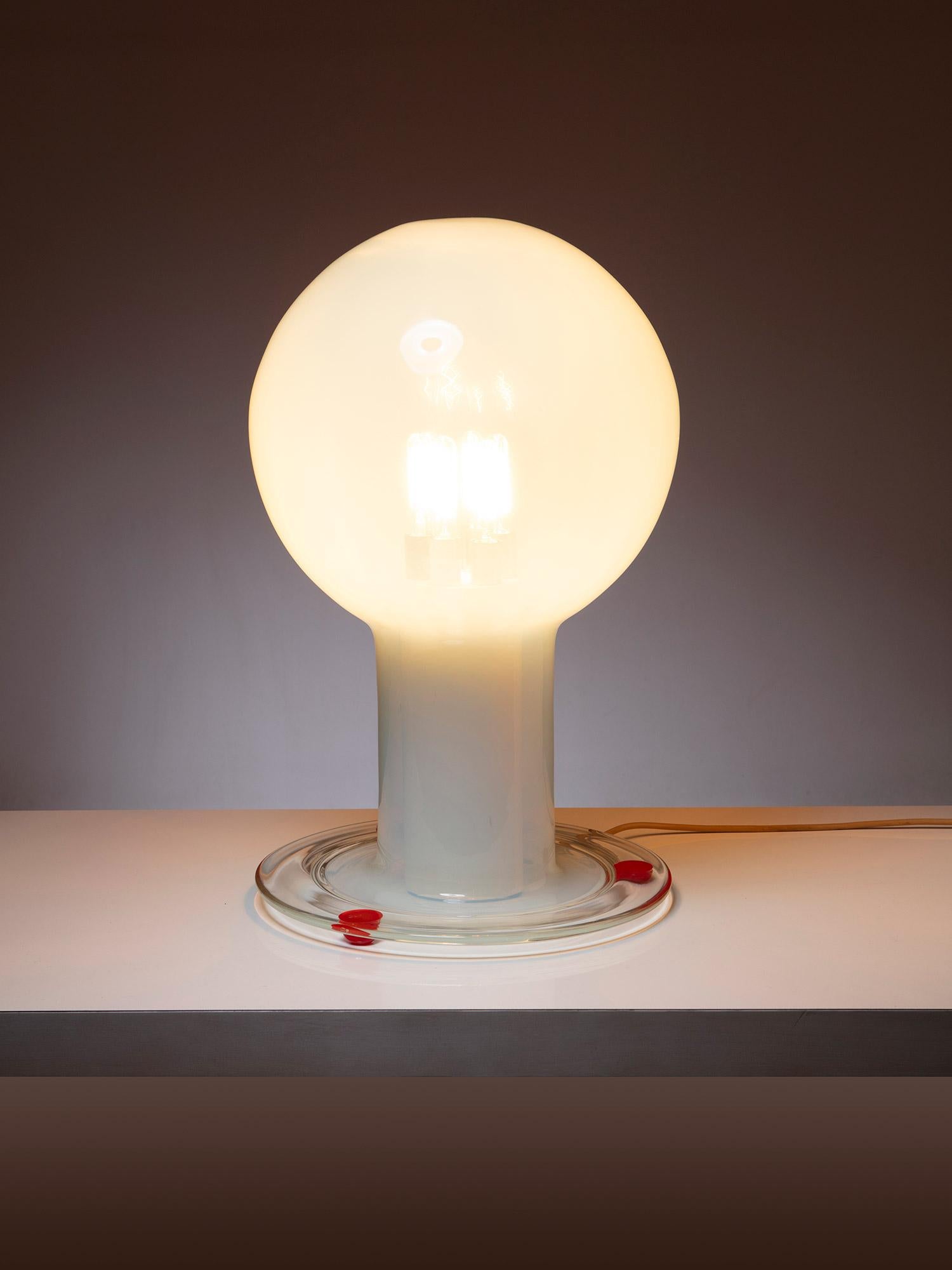 Lampada da tavolo 