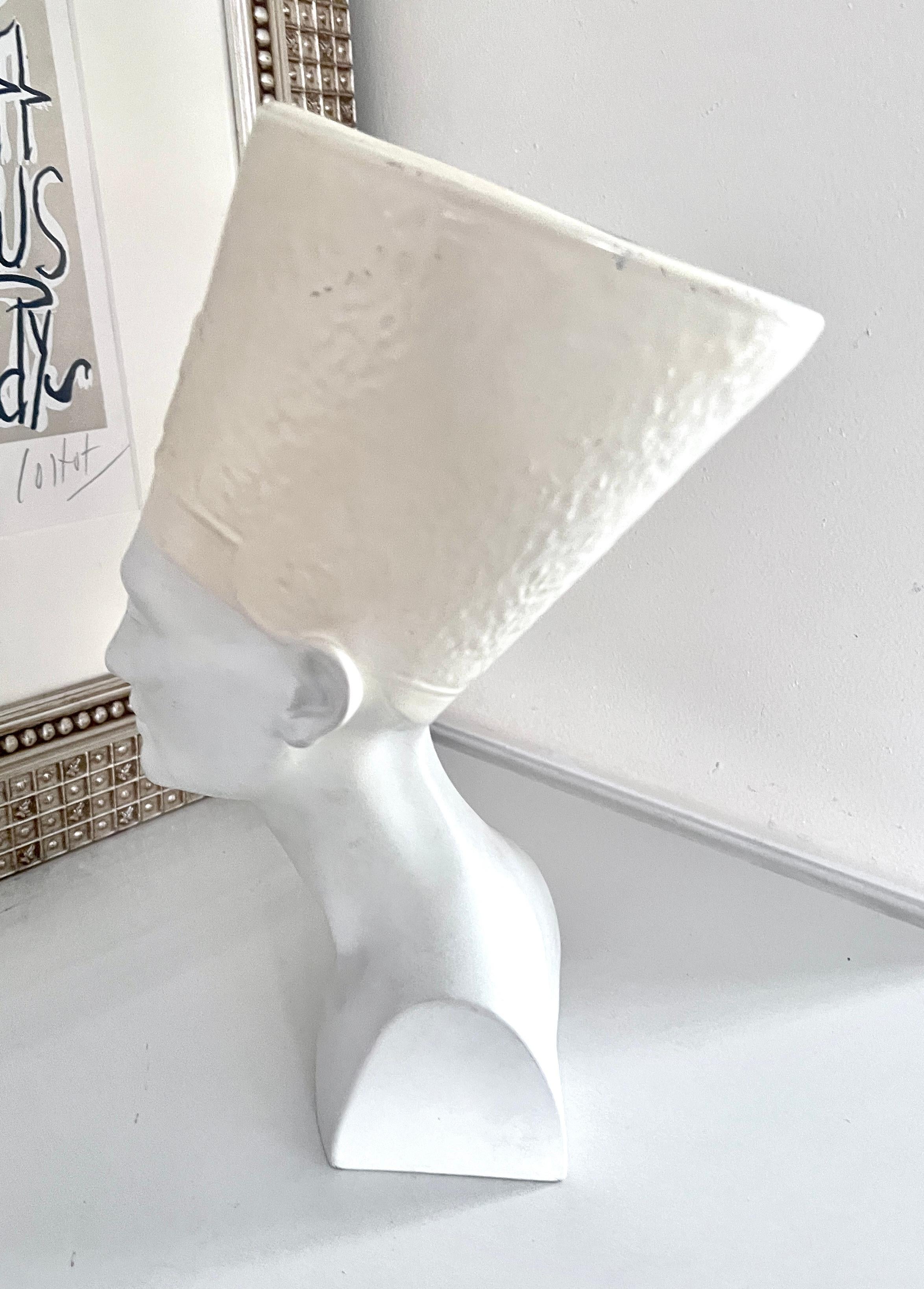 Nefertiti Porcelain Bust by Rosenthal Germany  For Sale 1