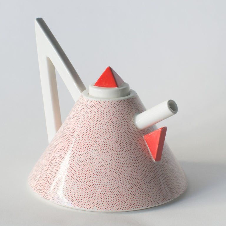 Post-Modern Nefertiti Teapot Matteo Thun for Memphis-Milano Original, 1980s For Sale
