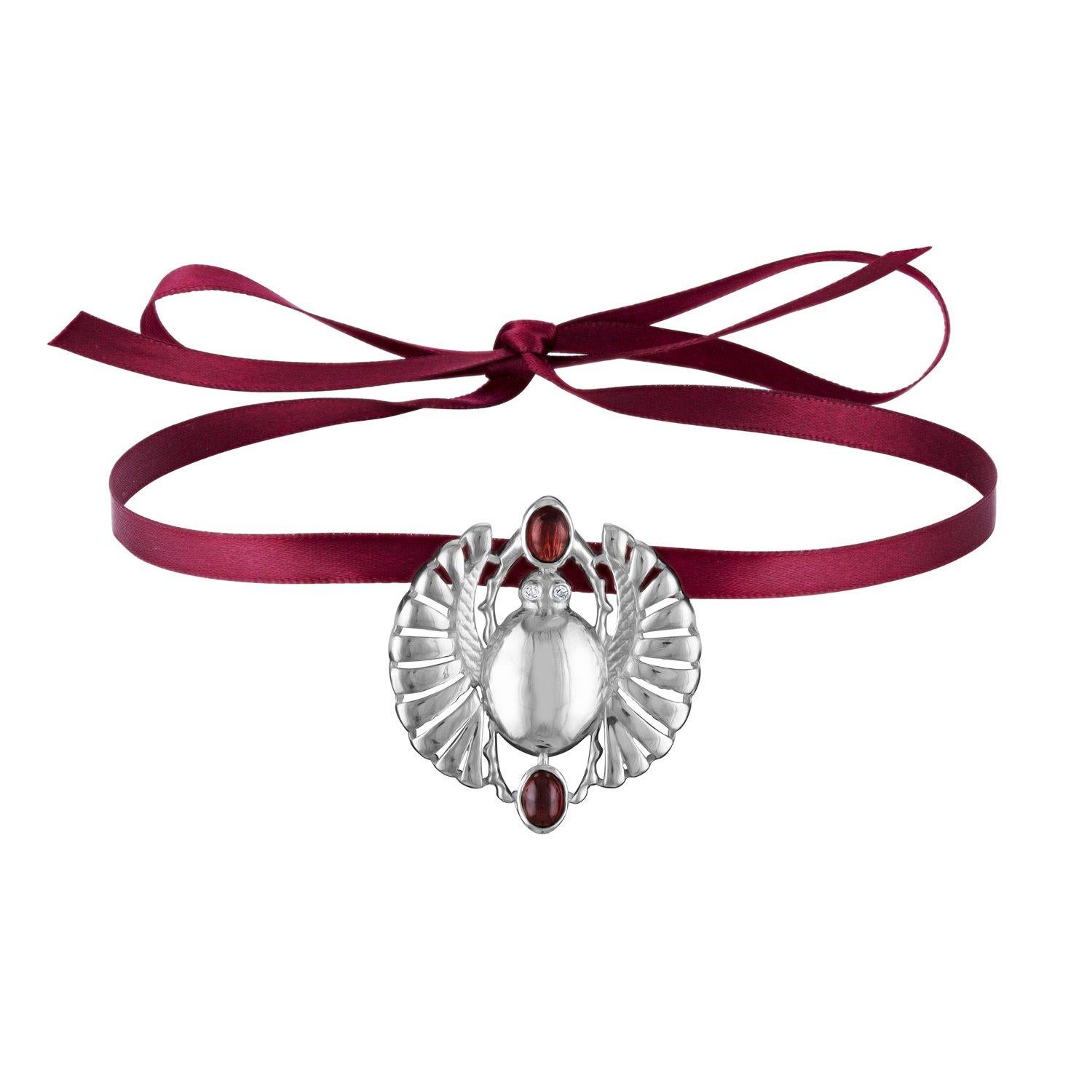 Nefertiti Winged Scarab Pendant Choker Necklace with Garnet in Sterling Silver For Sale
