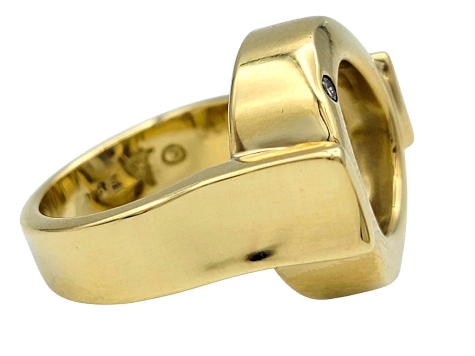 Bague large à cercle ouvert négatif avec diamants en or jaune 18 carats Unisexe en vente