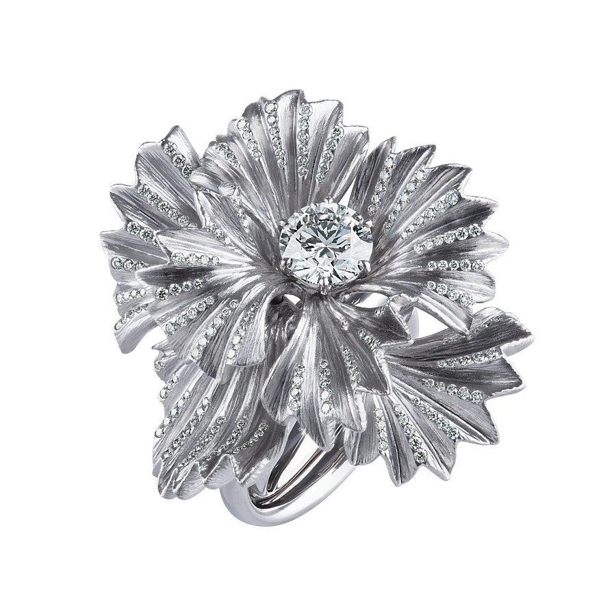 Neha Dani GIA Certified F-VVS1 1.40 Cts Diamond in Titanium & Gold Amishi Ring For Sale