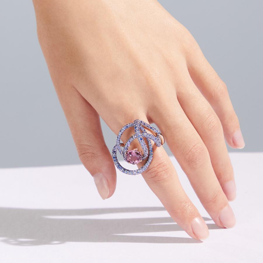 Contemporary Neha Dani Reddish Pink Sapphire with Blue Sapphire White Gold Kephi Ring For Sale