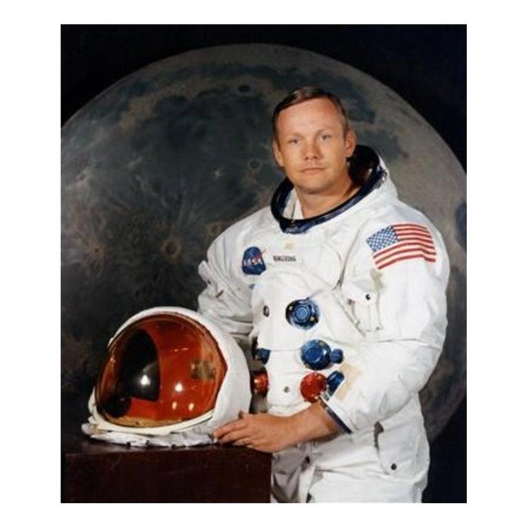 Neil Armstrong Authentic Strand of Hair for Sale In Good Condition For Sale In Jersey, GB