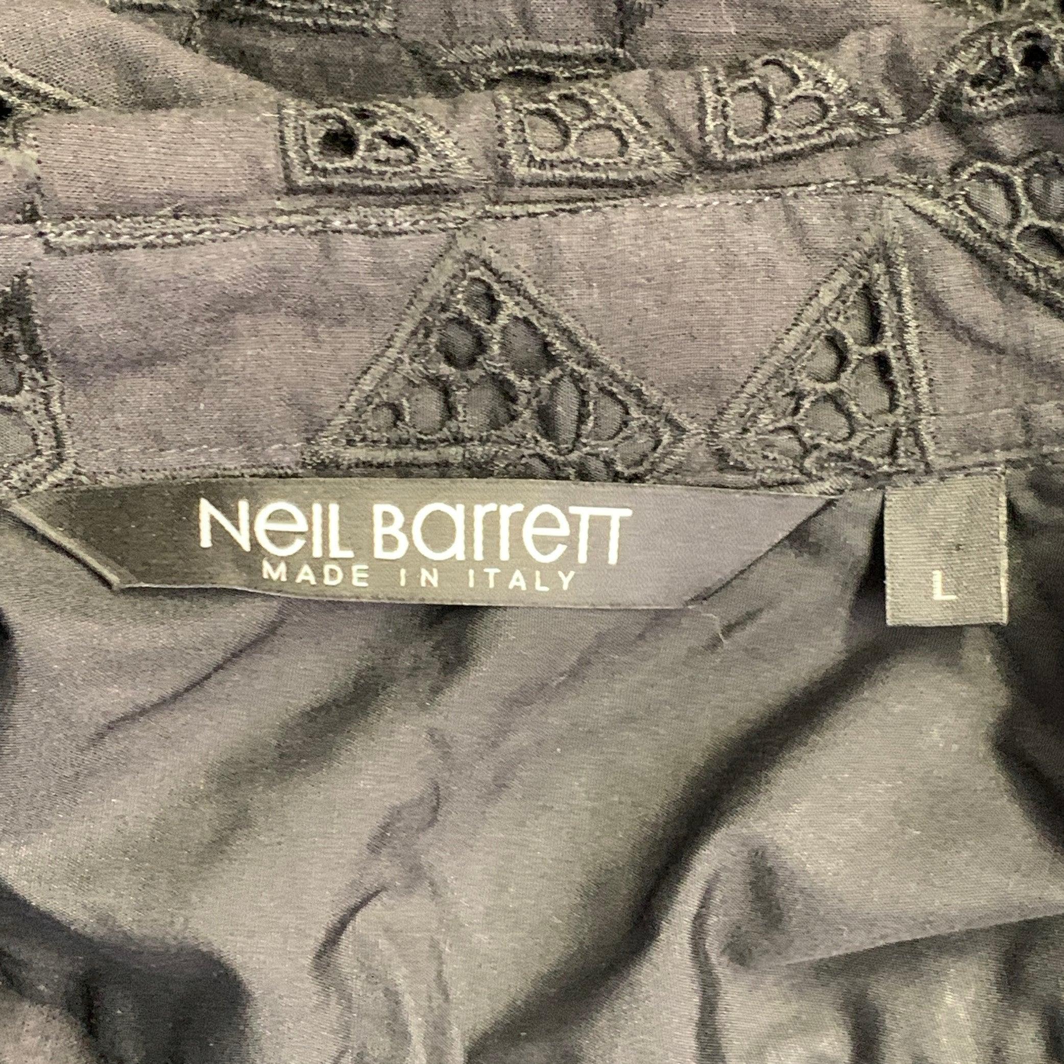NEIL BARRETT Size L Black Cotton Eyelet Lace Asymmetrical Button Up Shirt (Chemise à boutons asymétriques en coton) Pour femmes en vente