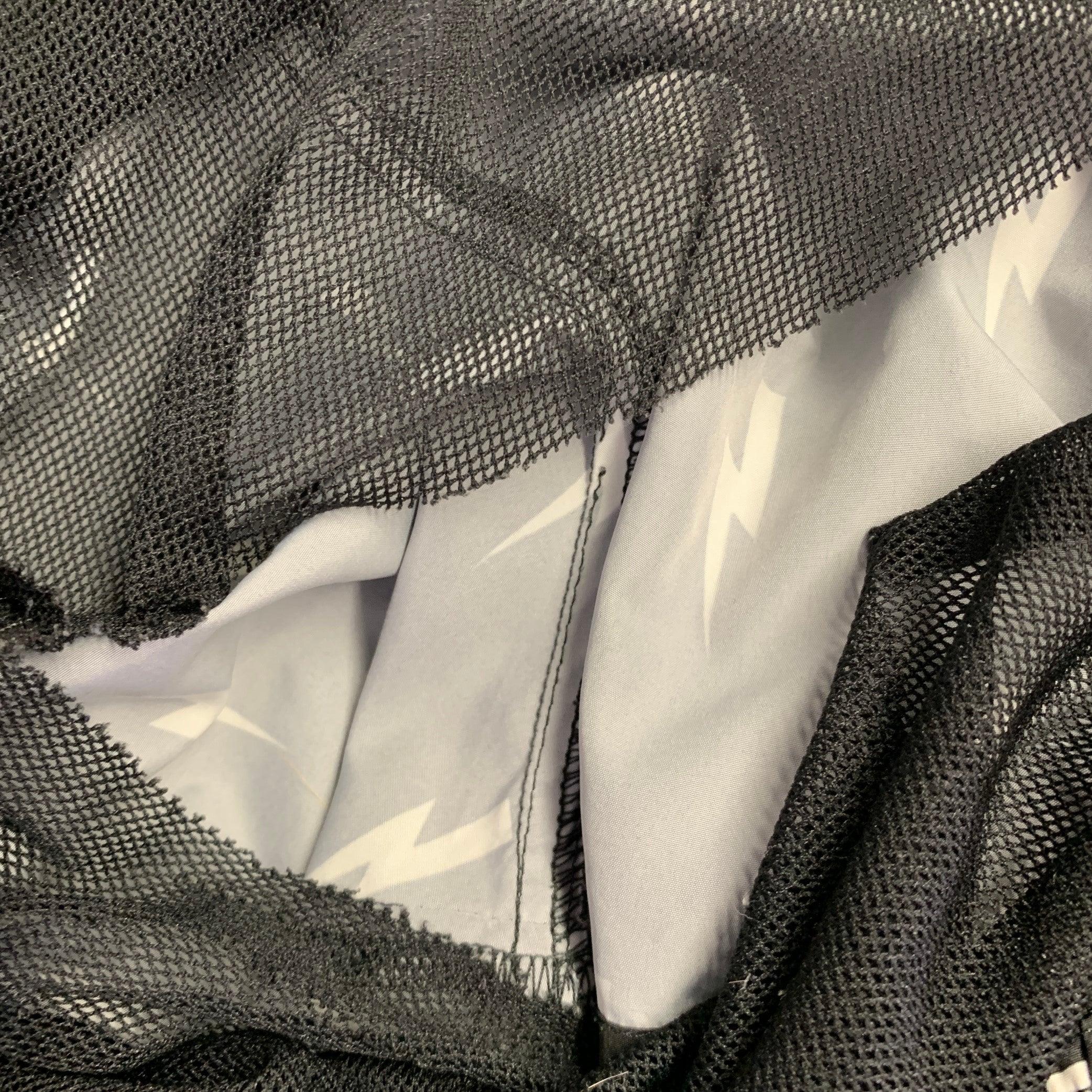 NEIL BARRETT Größe M schwarz-weiße Polyester-Badeanzugtruhen mit Kordelzug Herren im Angebot