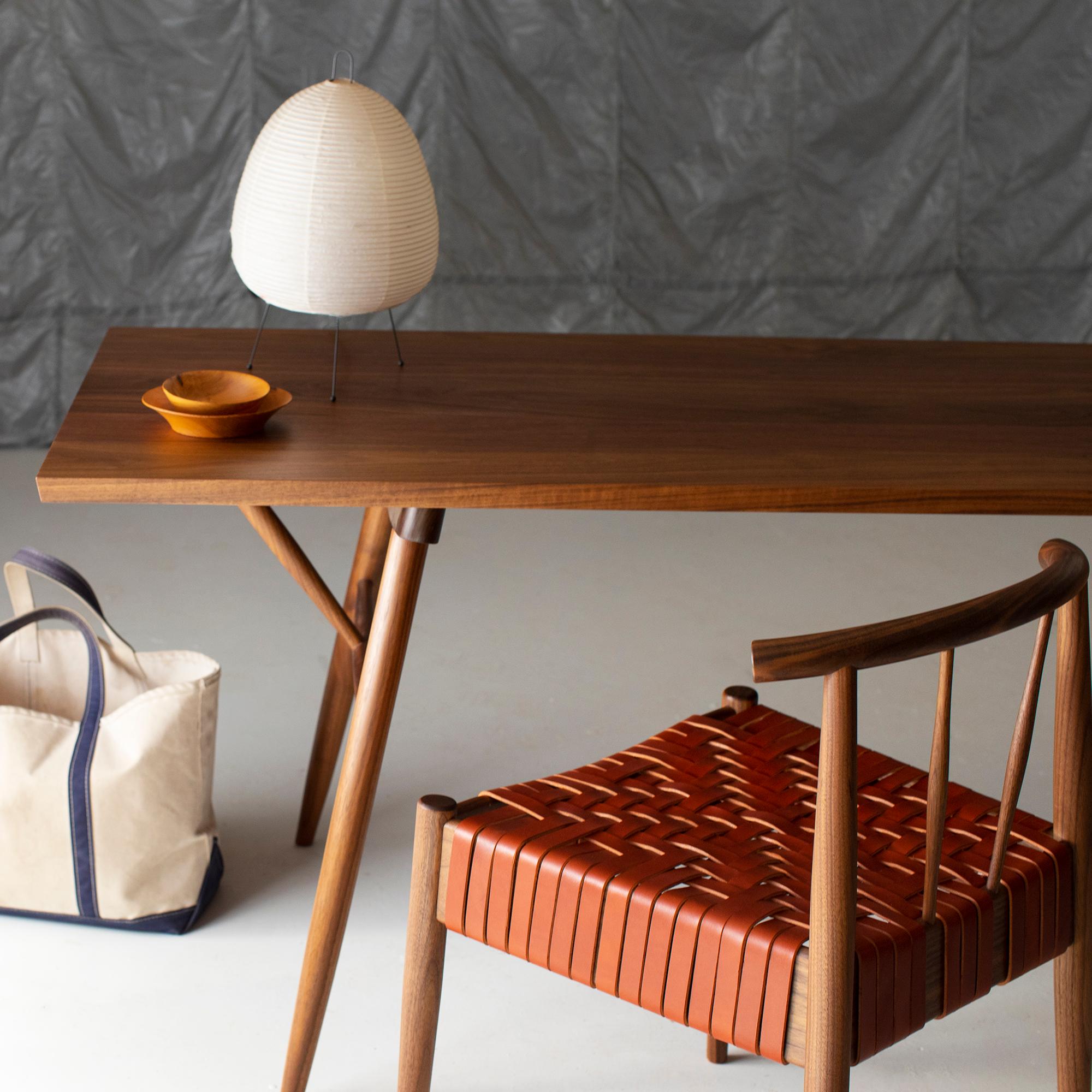 Neil Chair, chaise de salle à manger moderne en bois et cuir tressé en vente 3