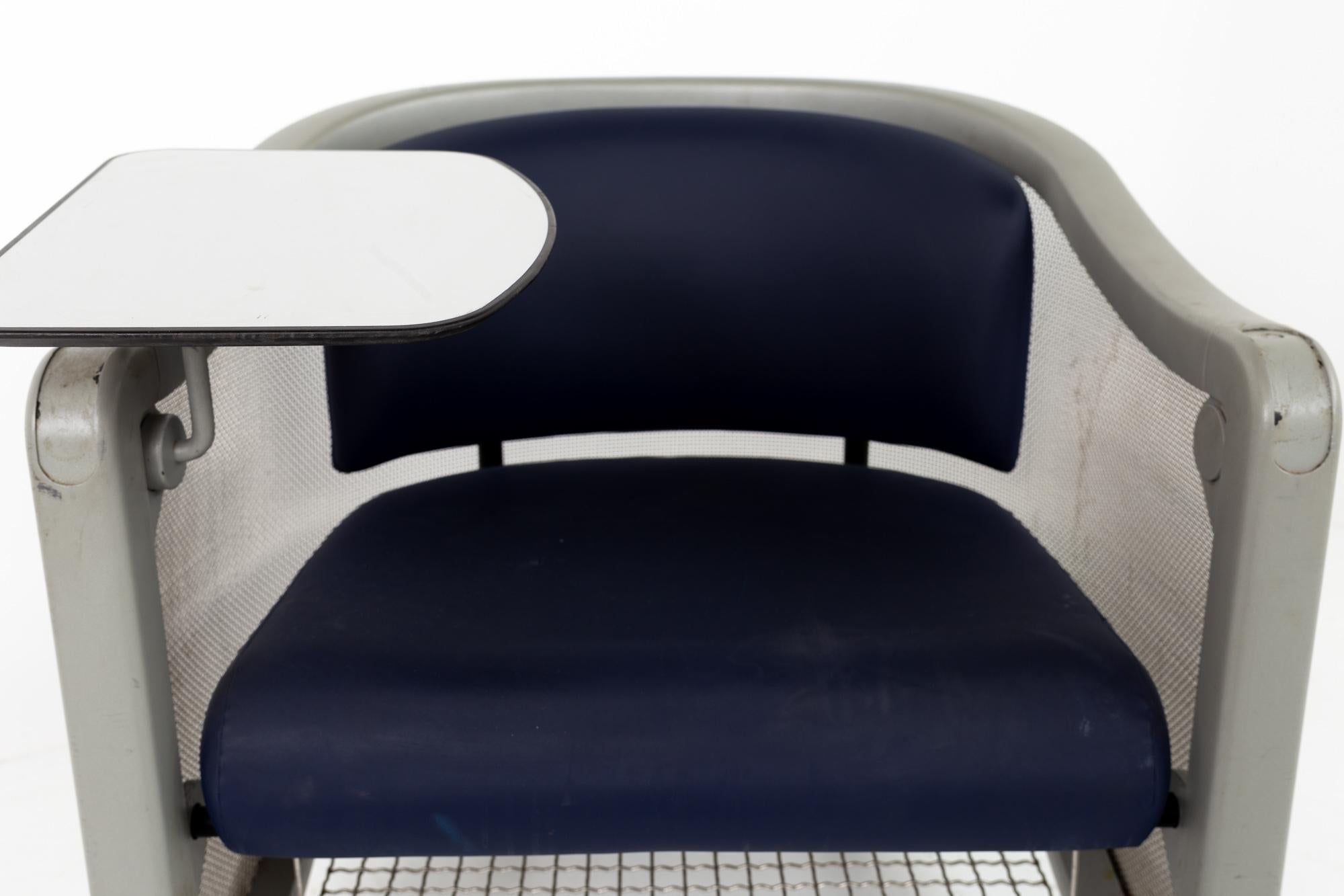 Neil Frankel für Knoll Mid Century Büro-Loungesessel mit Rädern, 6er-Set im Angebot 3