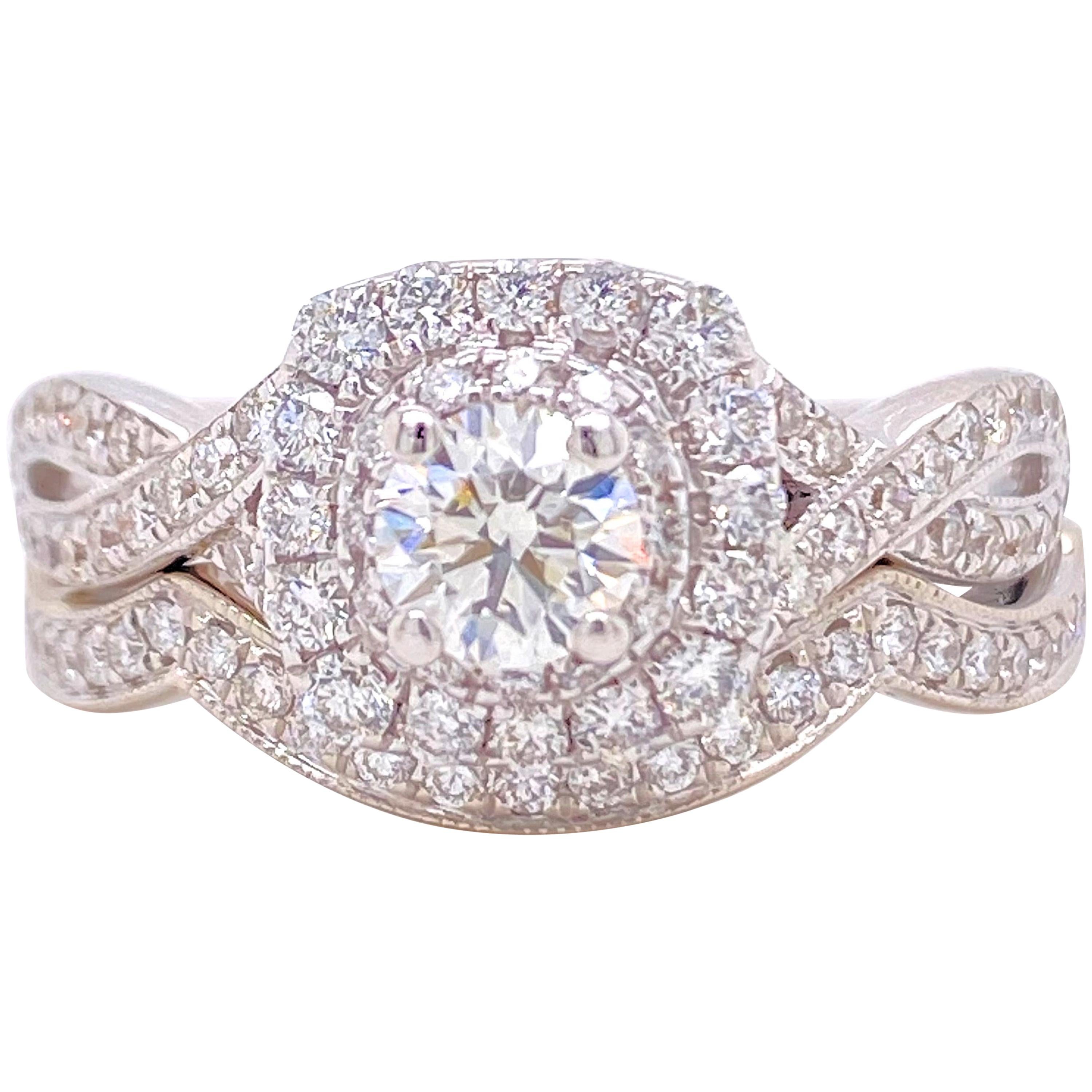 Neil Lane 1,08 Karat Runder Diamantring mit gedrehtem Band und Diamantband