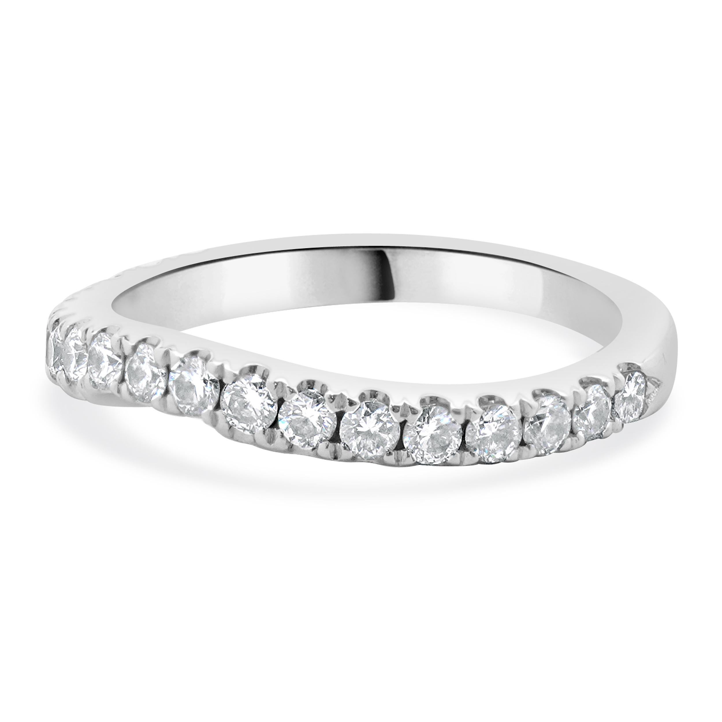 Designer: Neil Lane
Material: 14K white gold
Diamond: 19 round brilliant cut = 0.38cttw
Color: H
Clarity: I1
Ring size: 4.5 (please allow two additional shipping days for sizing requests)
Weight: 2.53 grams
