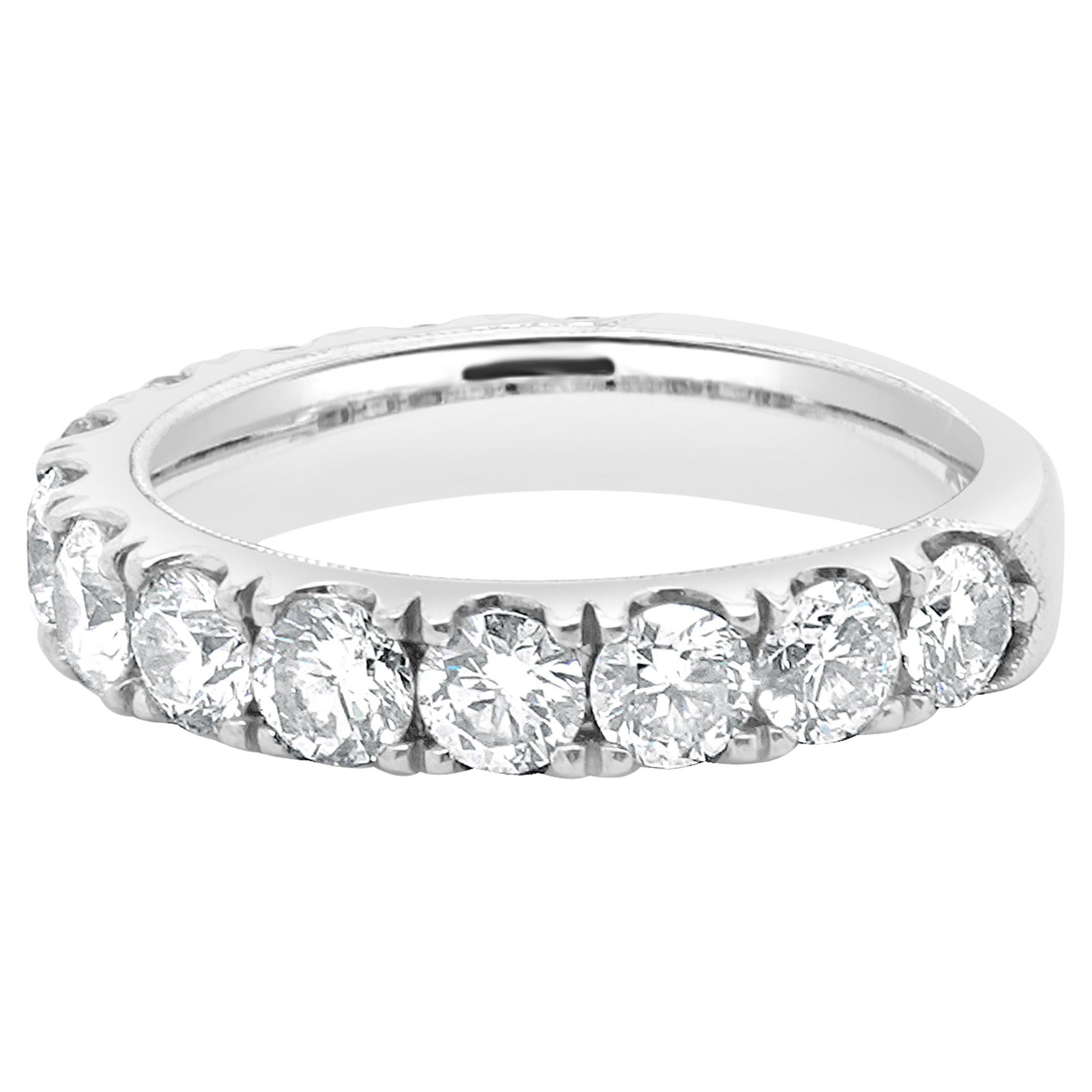Neil Lane's 14 Karat Weißgold Diamond Semi Eternity Band