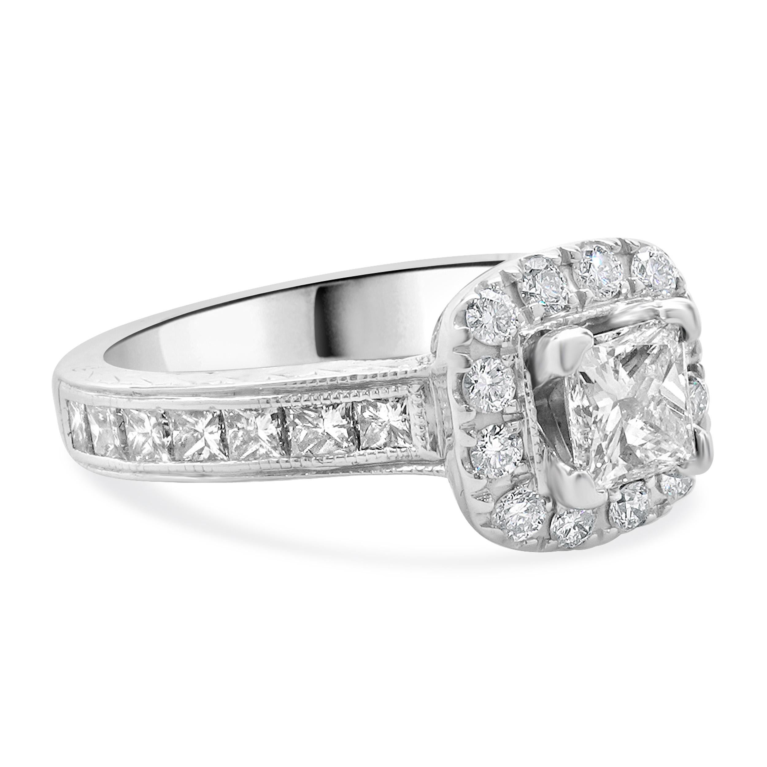 Neil Lane Bague de fiançailles en or blanc 14 carats avec diamant taille princesse Excellent état - En vente à Scottsdale, AZ