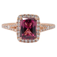 Neil Lane's Anello Cocktail in Oro Rosa 14K con Granato e Diamanti Accentuati