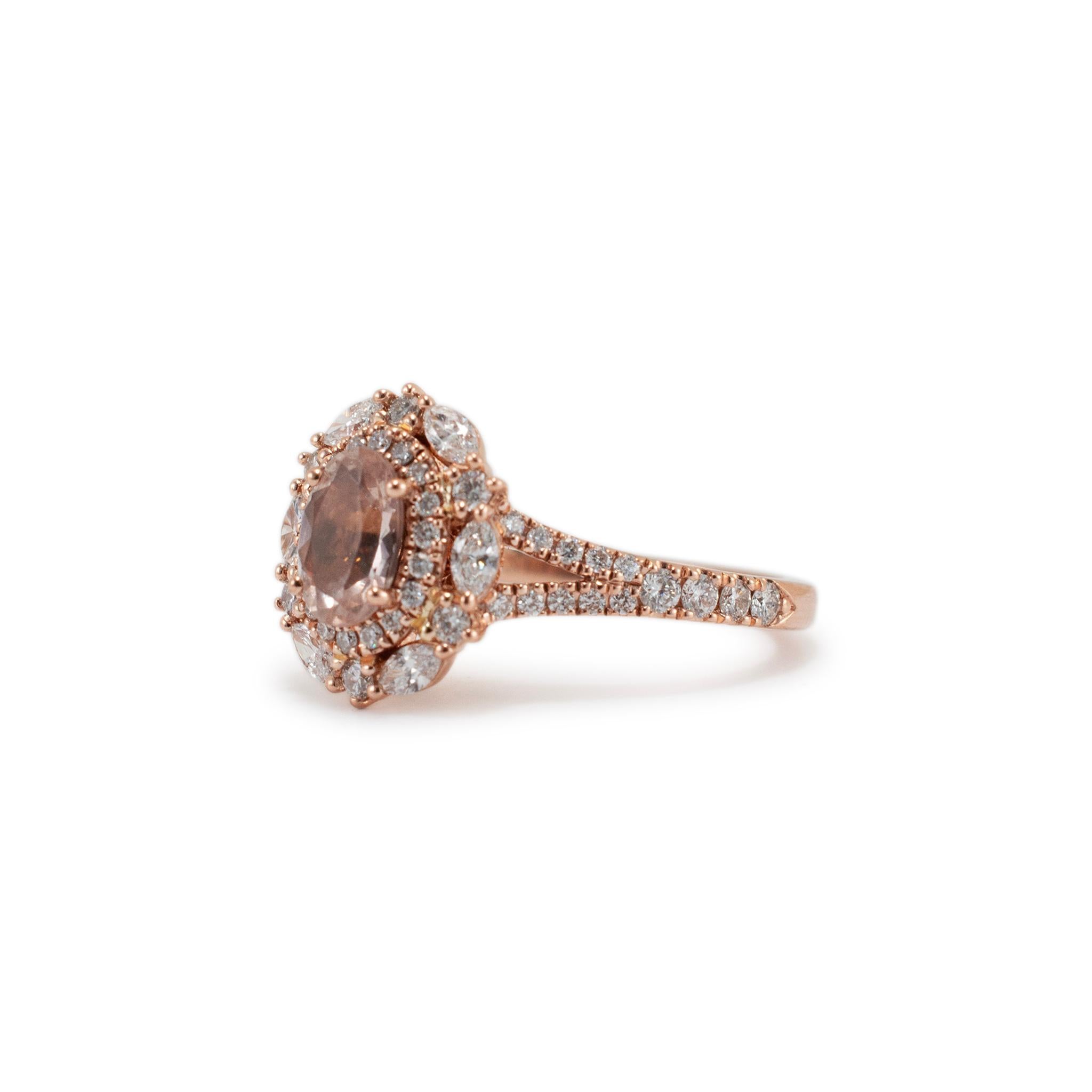 Neil Lane Anillo de Cóctel de Oro Rosa de 14 K con Doble Aureola de Morganita y Diamantes Acentuados Corte oval en venta