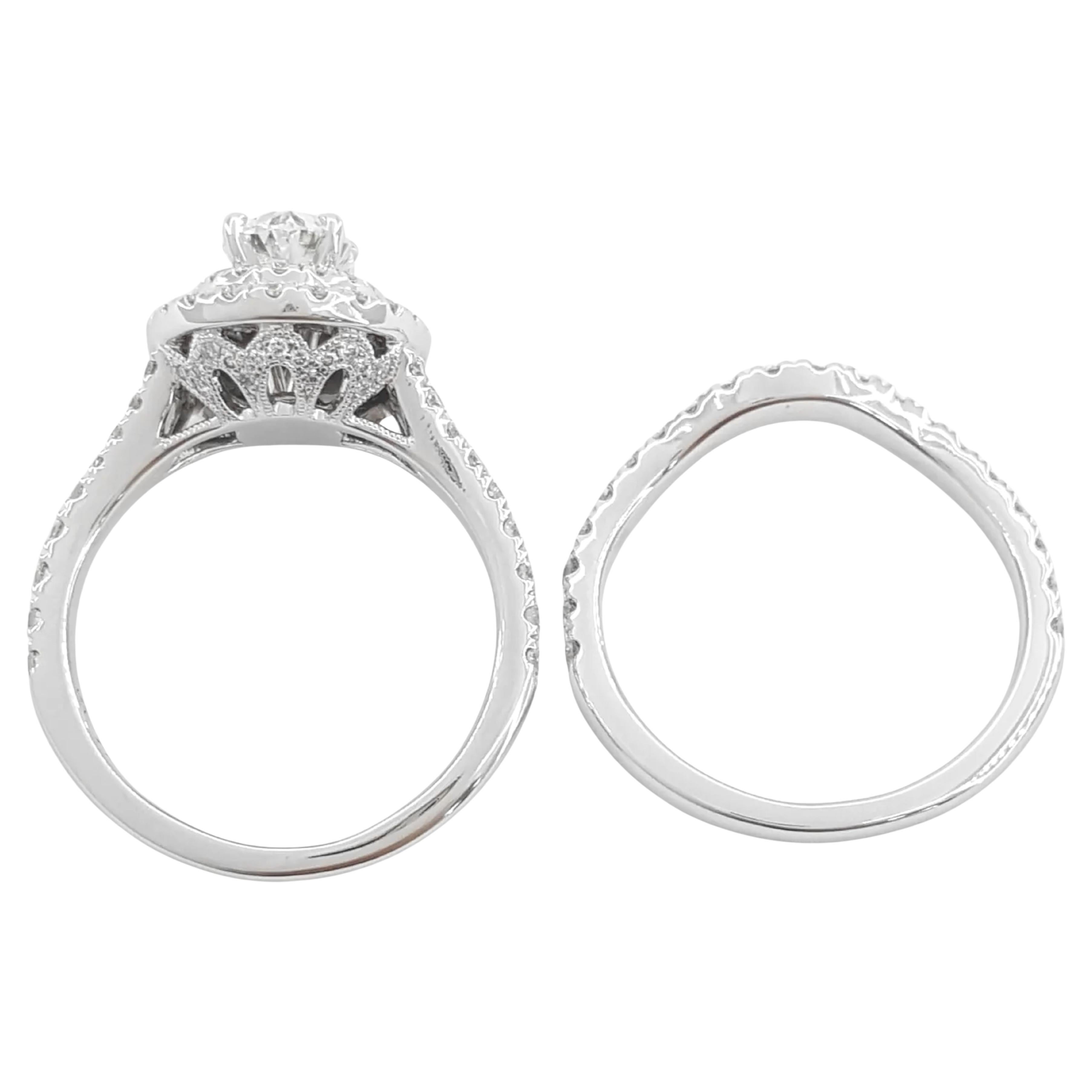 Oval Cut Neil Lane Bridal Collection engagement ring and wedding band set For Sale