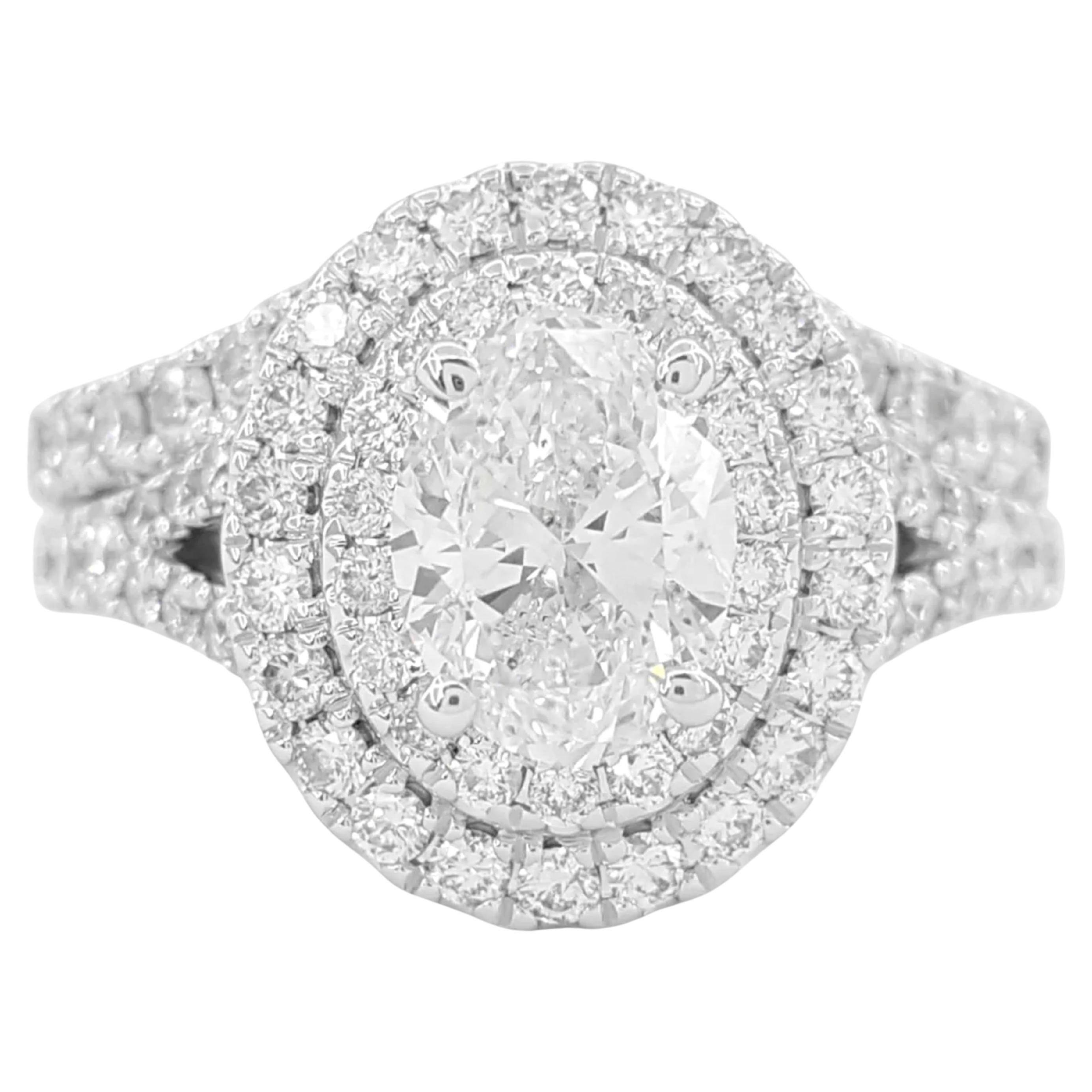 Women's or Men's Neil Lane Bridal Collection engagement ring and wedding band set For Sale