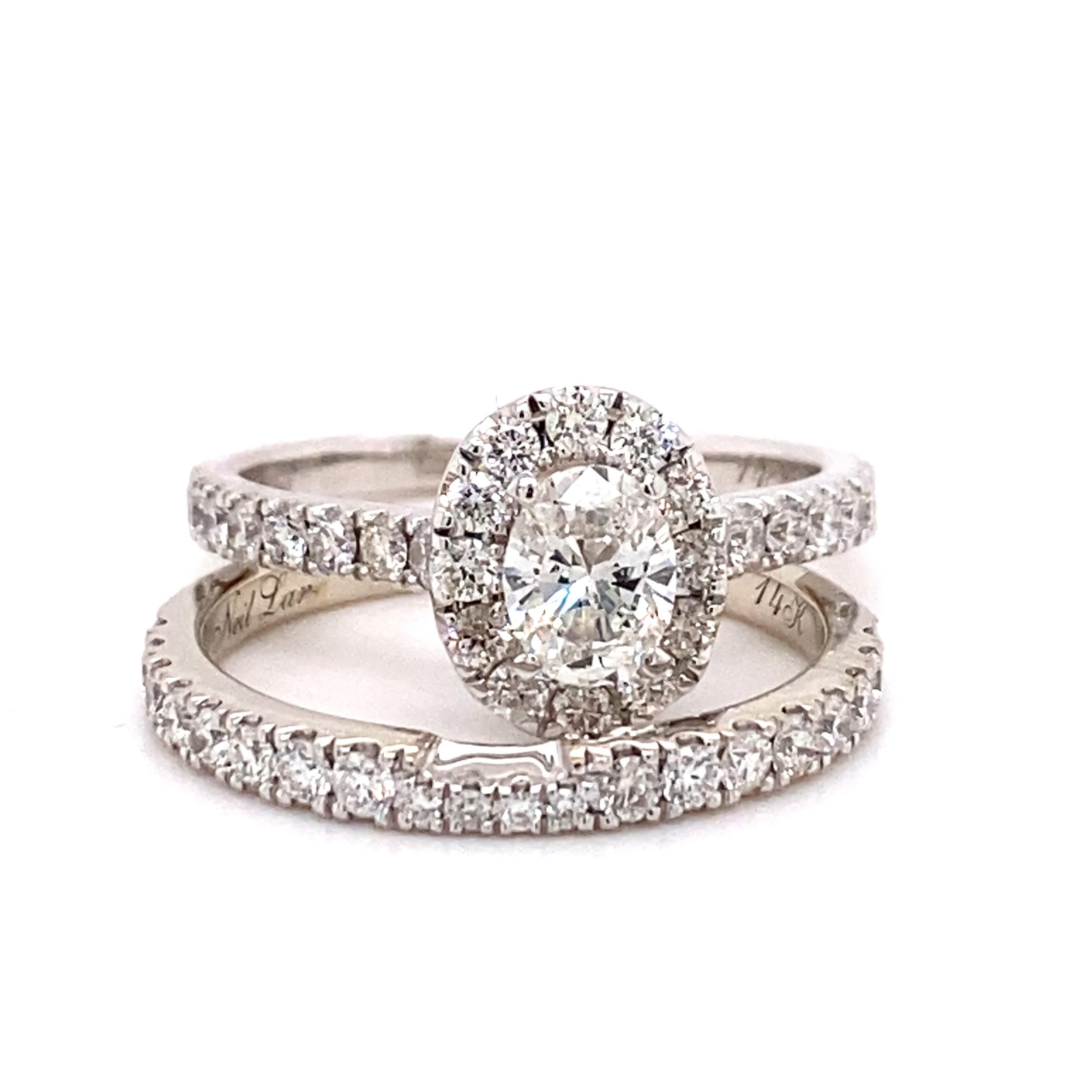 Neil Lane Bridal Oval Diamond Halo Engagement Ring & Band Set 1.88 Tcw In Excellent Condition For Sale In San Diego, CA